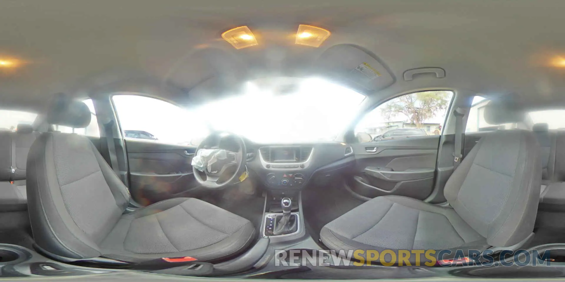 14 fotografías del automóvil dañado 3KPC24A62ME131784 HYUNDAI ACCENT 2021