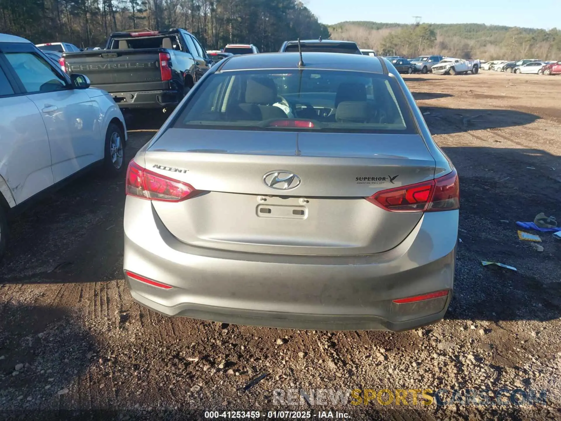 16 fotografías del automóvil dañado 3KPC24A62ME136645 HYUNDAI ACCENT 2021