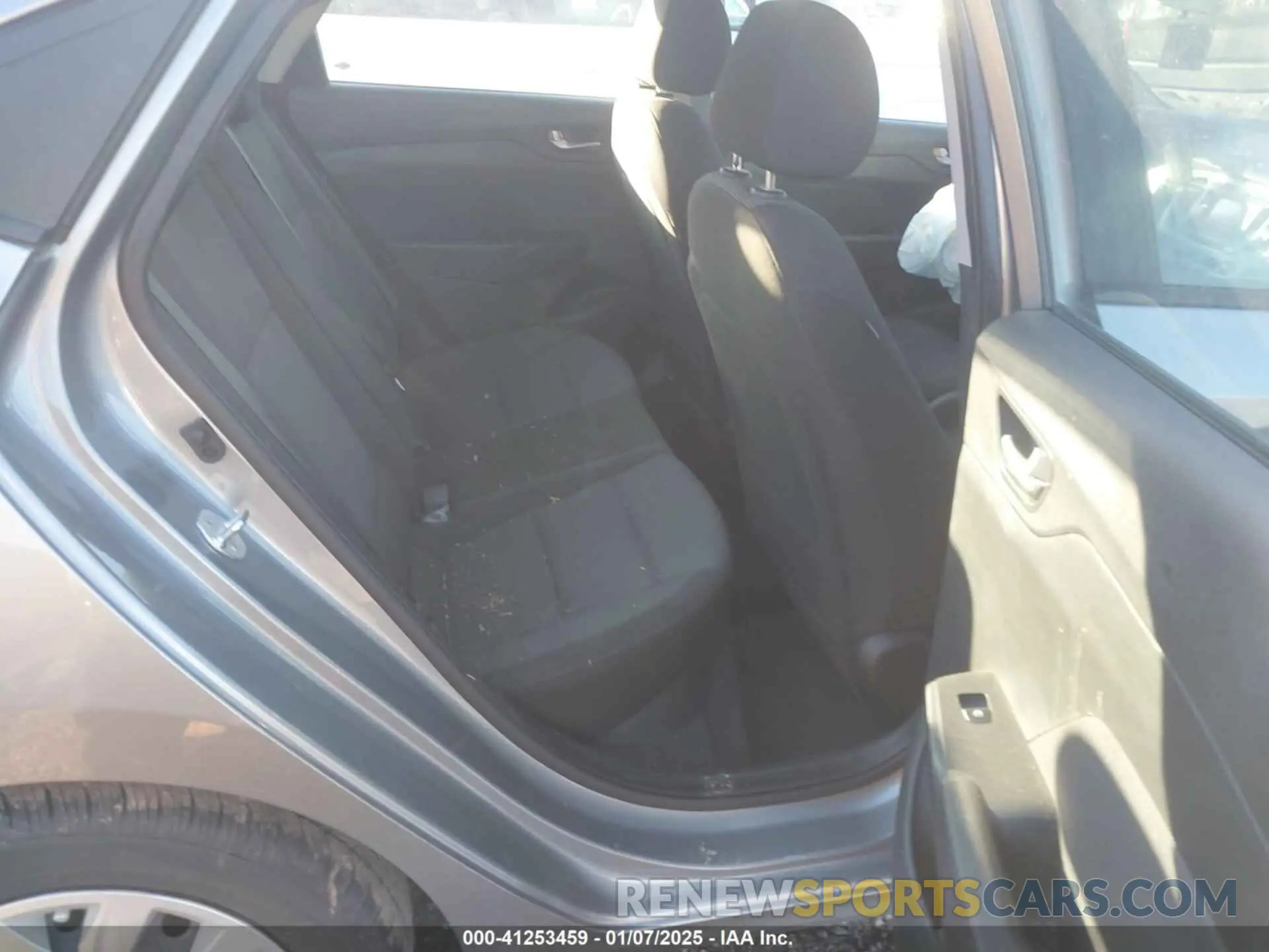 8 fotografías del automóvil dañado 3KPC24A62ME136645 HYUNDAI ACCENT 2021