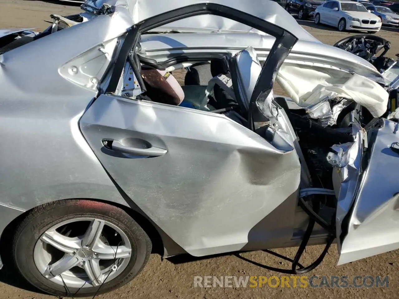 10 fotografías del automóvil dañado 3KPC24A64ME132225 HYUNDAI ACCENT 2021