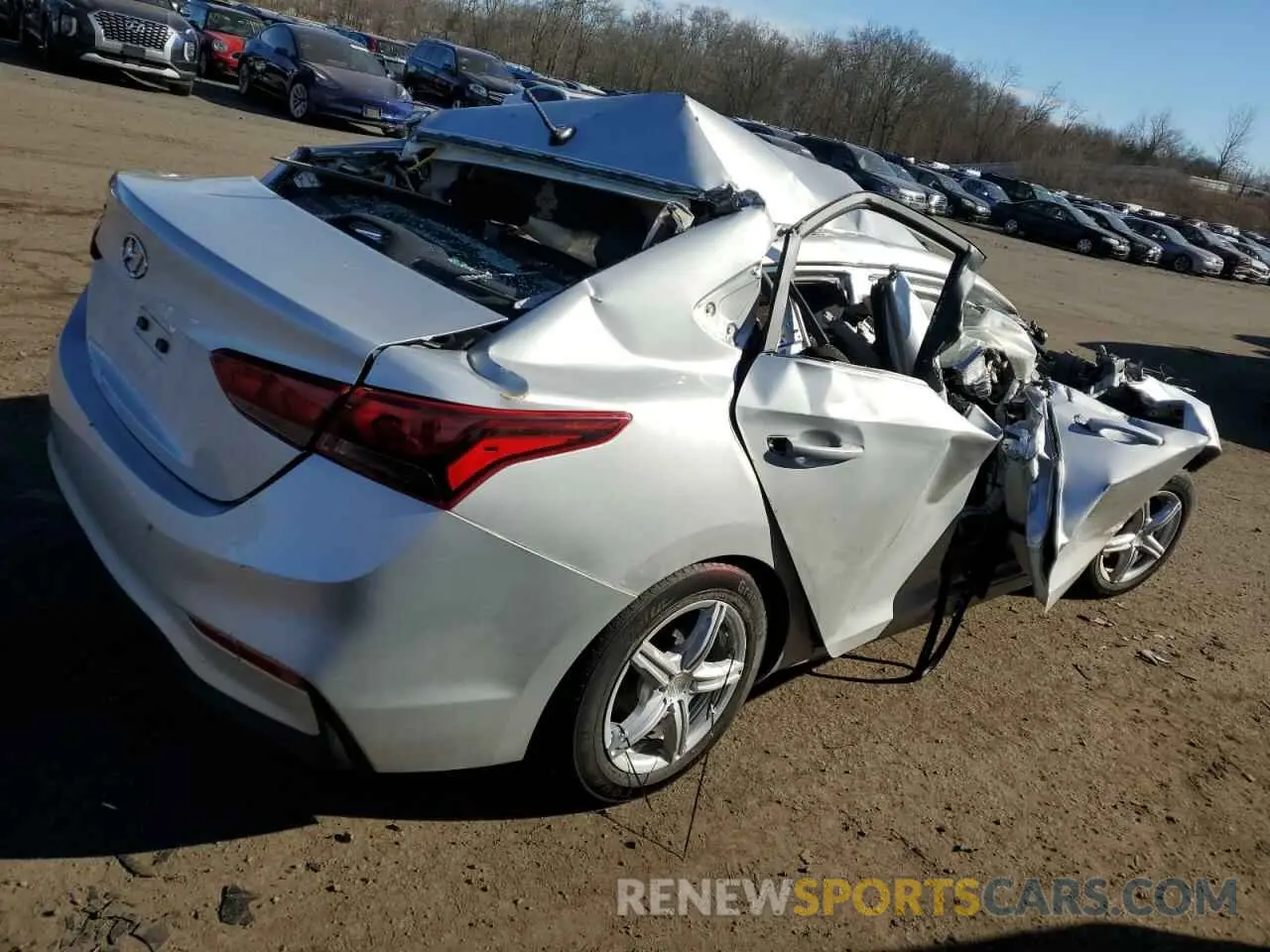 3 fotografías del automóvil dañado 3KPC24A64ME132225 HYUNDAI ACCENT 2021