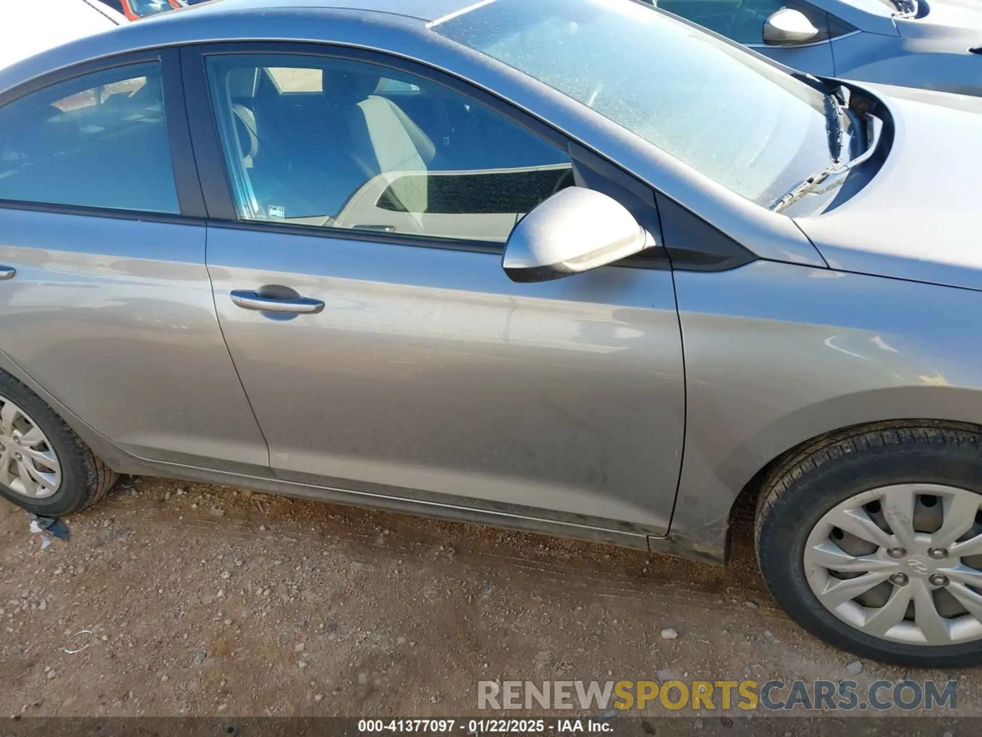 13 fotografías del automóvil dañado 3KPC24A64ME133603 HYUNDAI ACCENT 2021