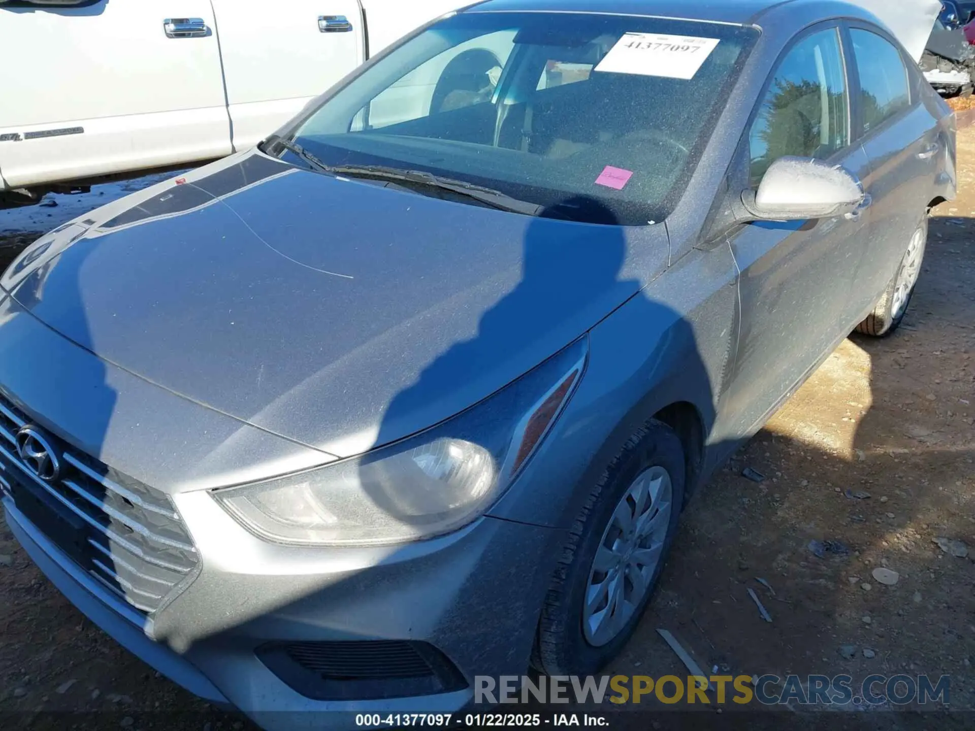 2 fotografías del automóvil dañado 3KPC24A64ME133603 HYUNDAI ACCENT 2021