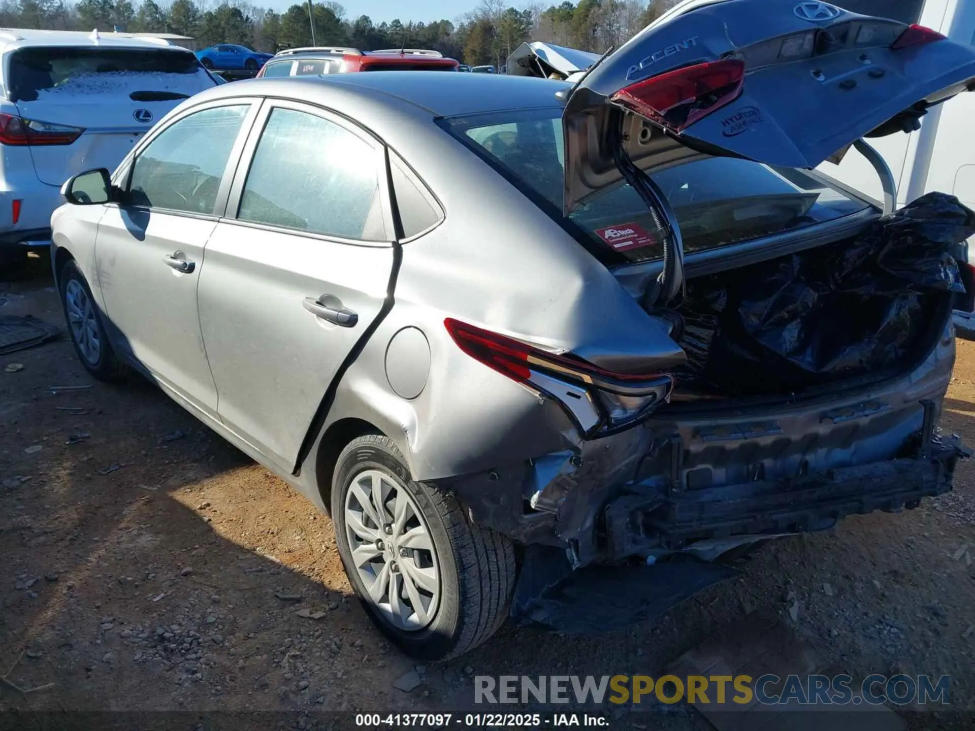 3 fotografías del automóvil dañado 3KPC24A64ME133603 HYUNDAI ACCENT 2021