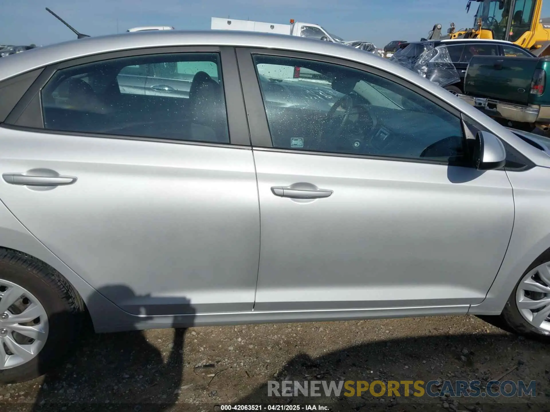 14 fotografías del automóvil dañado 3KPC24A64ME146982 HYUNDAI ACCENT 2021
