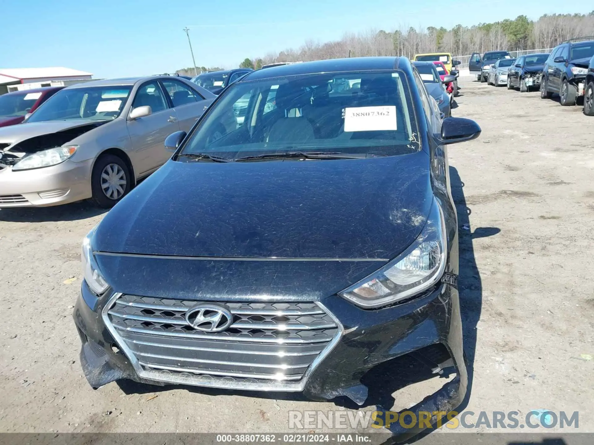 13 fotografías del automóvil dañado 3KPC24A64ME150451 HYUNDAI ACCENT 2021