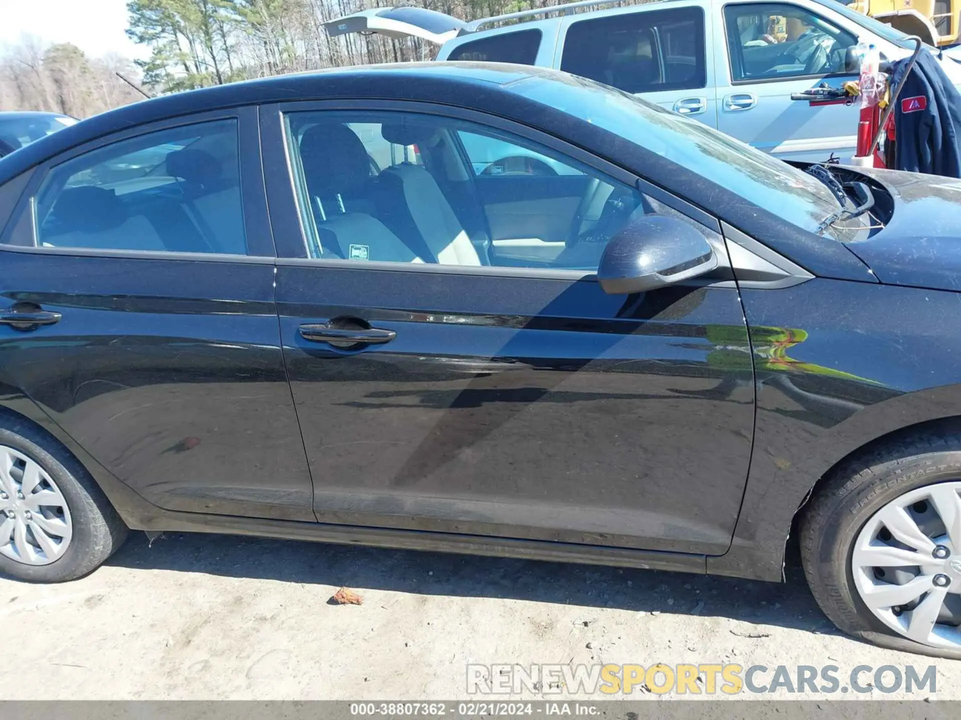 14 fotografías del automóvil dañado 3KPC24A64ME150451 HYUNDAI ACCENT 2021
