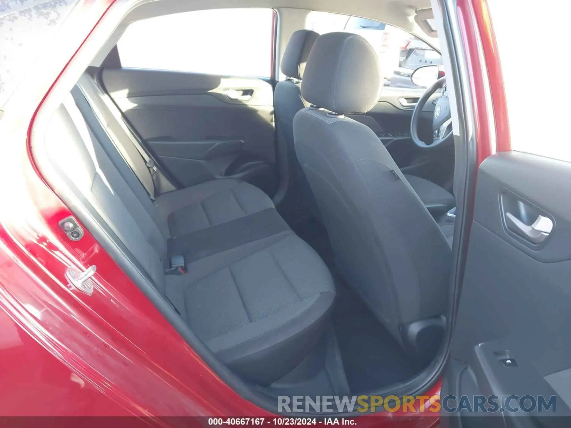 8 fotografías del automóvil dañado 3KPC24A65ME129155 HYUNDAI ACCENT 2021