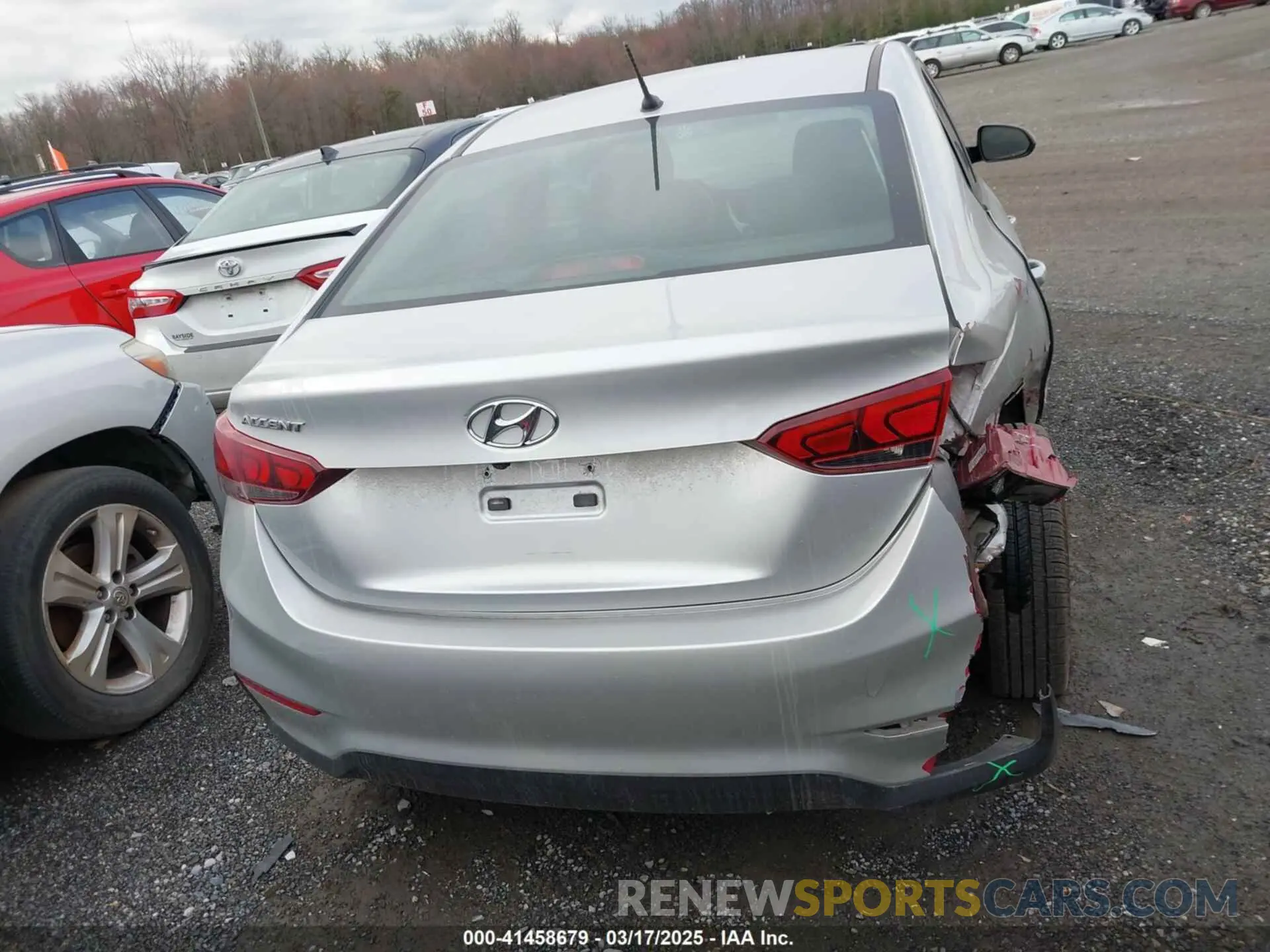 16 fotografías del automóvil dañado 3KPC24A65ME130435 HYUNDAI ACCENT 2021