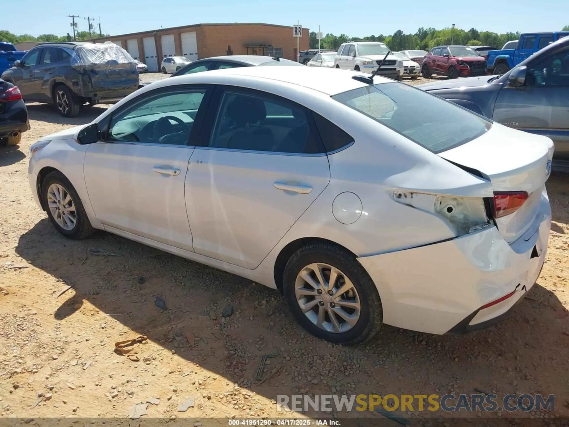 3 fotografías del automóvil dañado 3KPC24A65ME137479 HYUNDAI ACCENT 2021