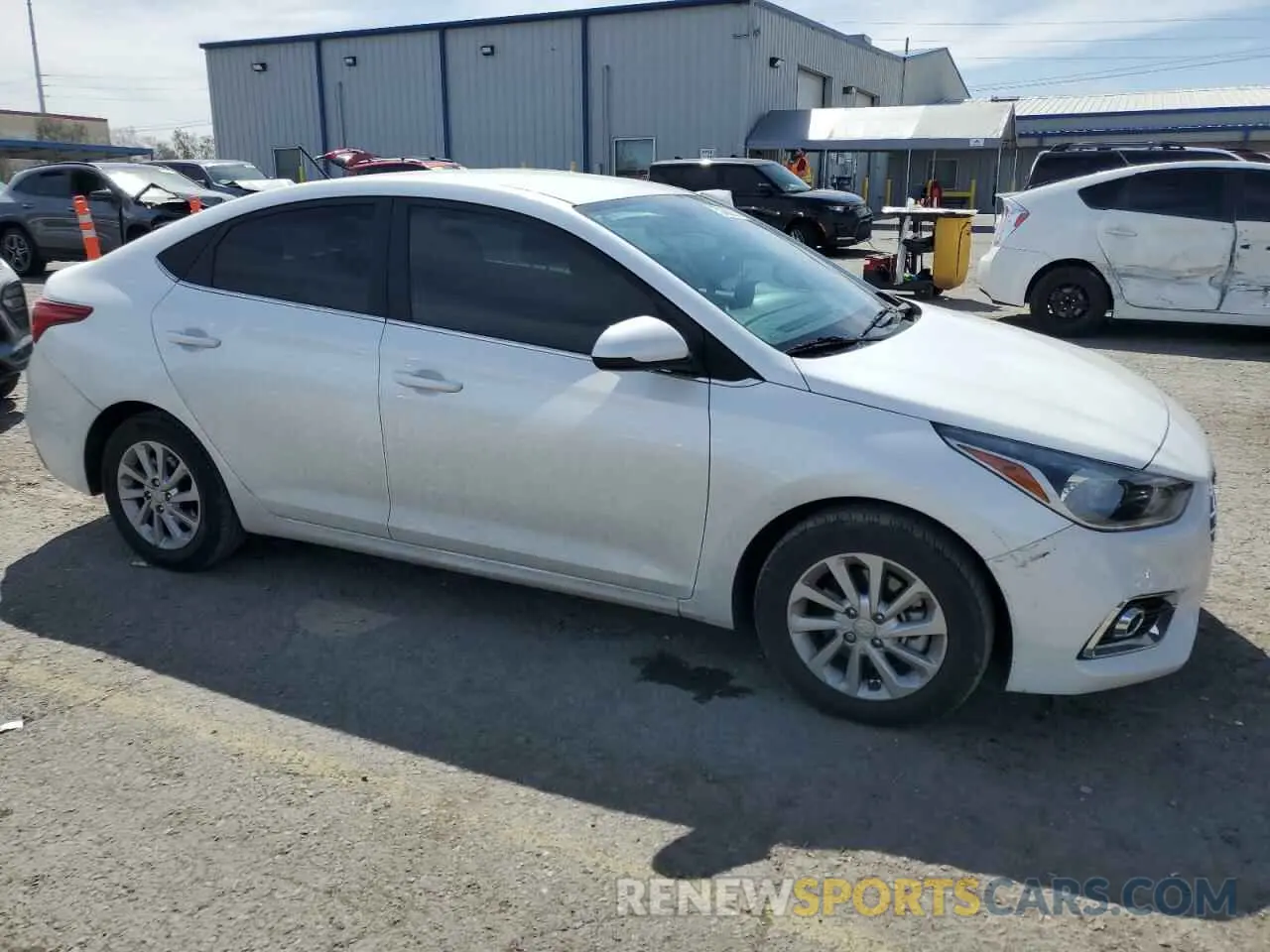 4 fotografías del automóvil dañado 3KPC24A65ME137515 HYUNDAI ACCENT 2021