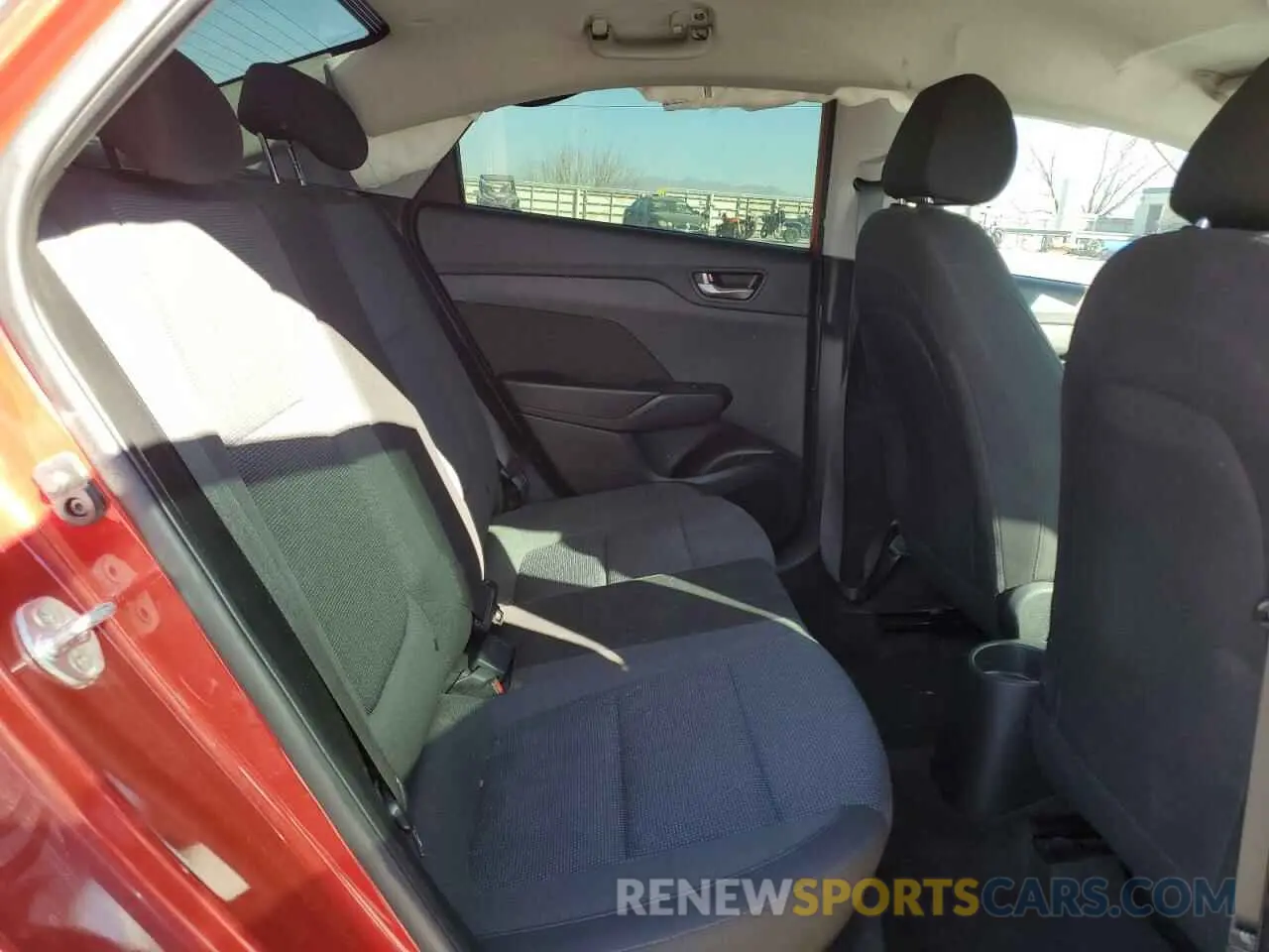 10 fotografías del automóvil dañado 3KPC24A65ME138390 HYUNDAI ACCENT 2021