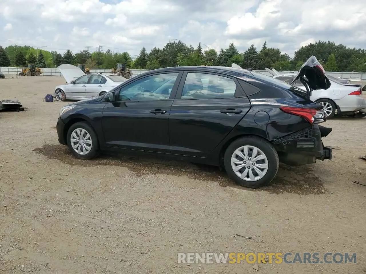 2 fotografías del automóvil dañado 3KPC24A65ME146425 HYUNDAI ACCENT 2021