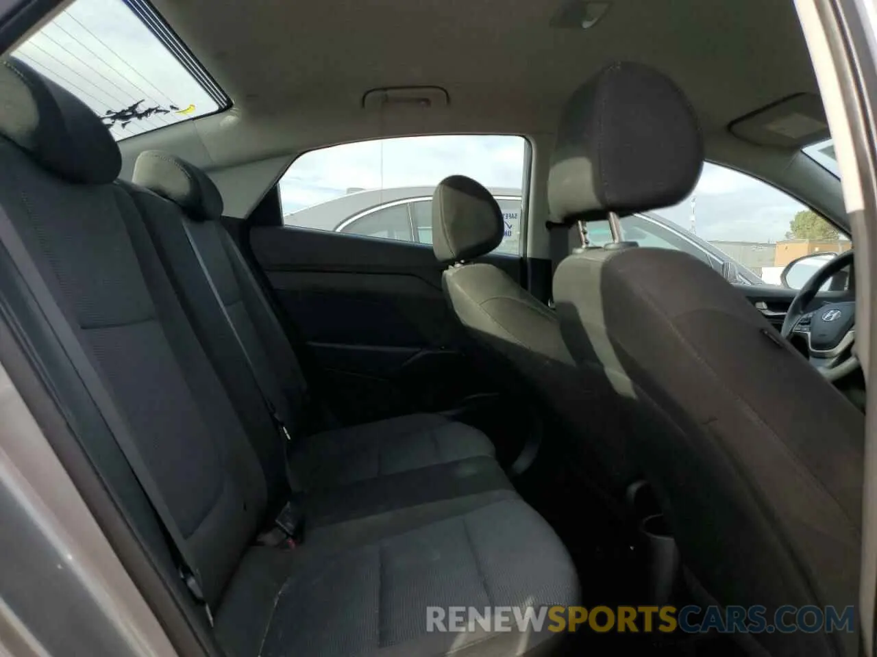 10 fotografías del automóvil dañado 3KPC24A65ME149499 HYUNDAI ACCENT 2021