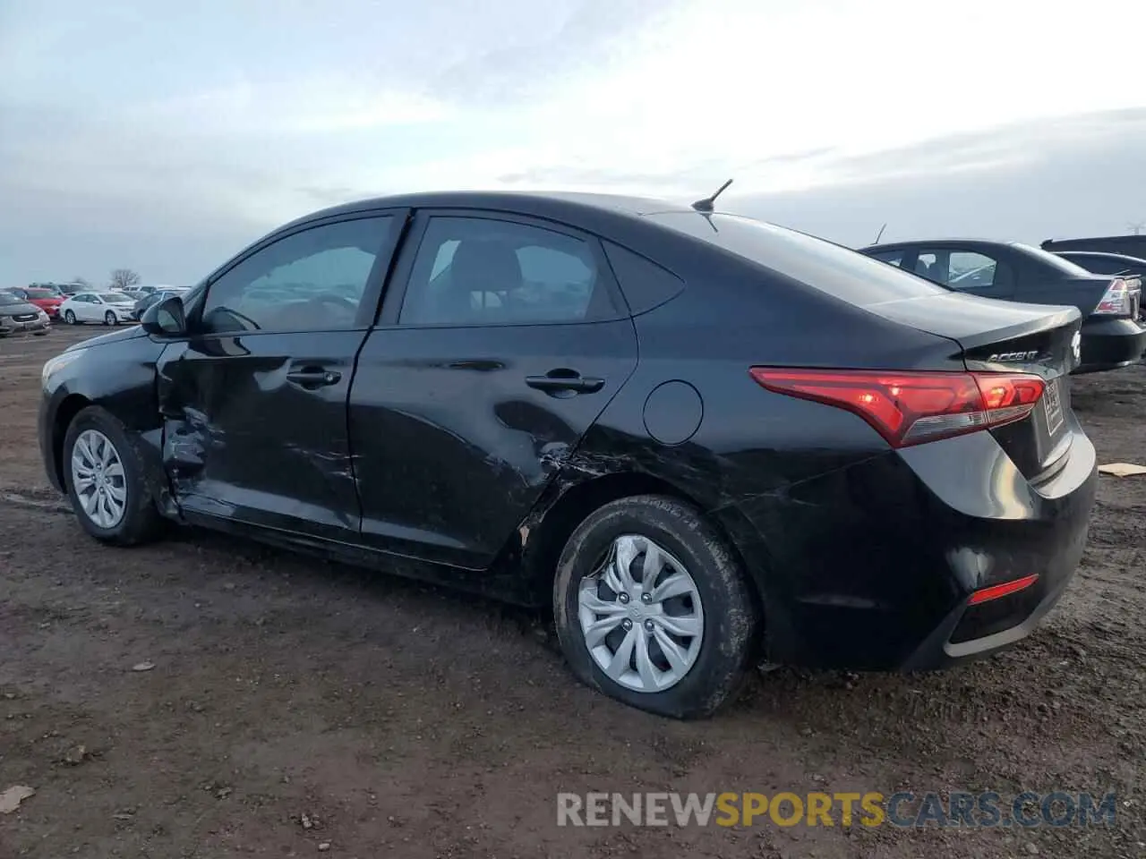 2 fotografías del automóvil dañado 3KPC24A66ME136549 HYUNDAI ACCENT 2021