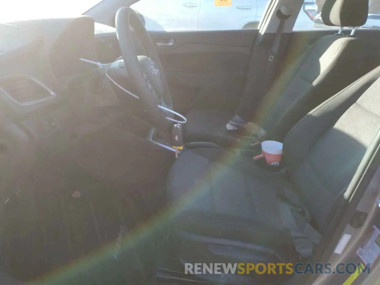 7 fotografías del automóvil dañado 3KPC24A66ME141458 HYUNDAI ACCENT 2021