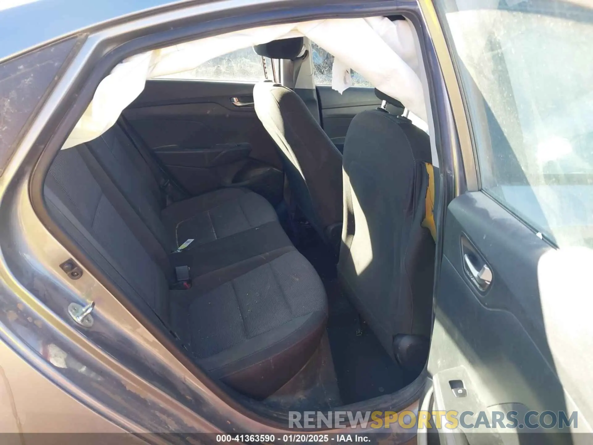 8 fotografías del automóvil dañado 3KPC24A68ME146936 HYUNDAI ACCENT 2021