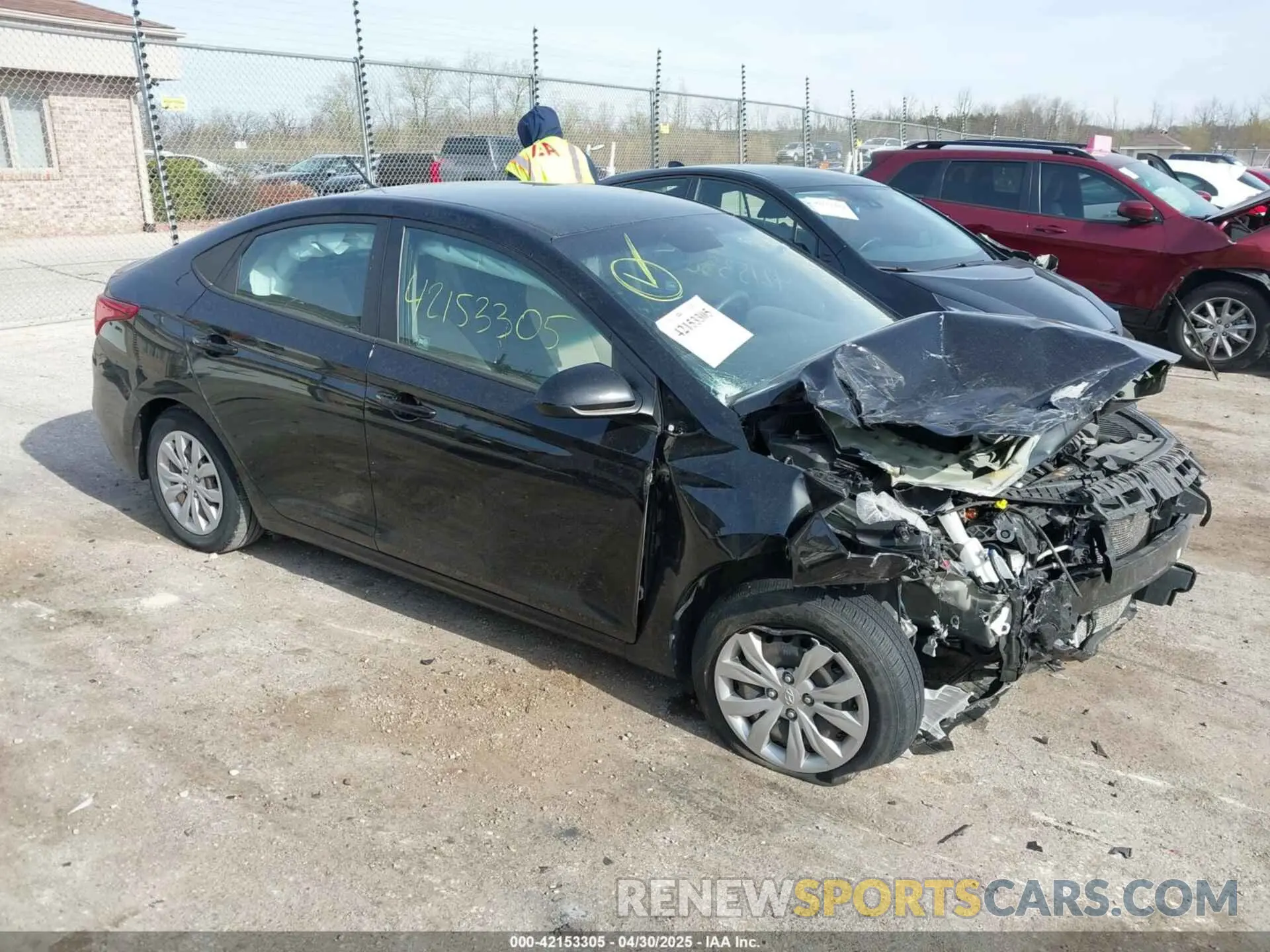 1 fotografías del automóvil dañado 3KPC24A69ME135802 HYUNDAI ACCENT 2021