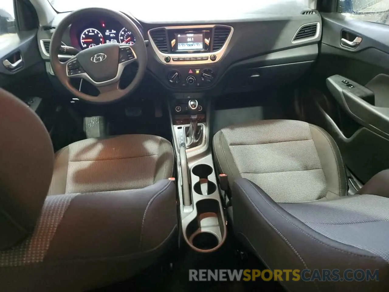 8 fotografías del automóvil dañado 3KPC24A69ME143320 HYUNDAI ACCENT 2021