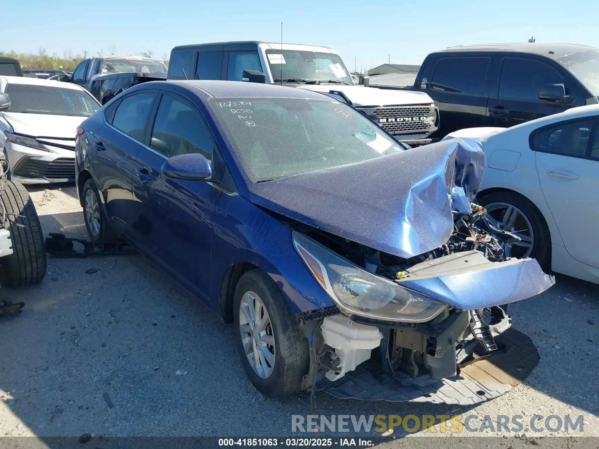 1 fotografías del automóvil dañado 3KPC24A69ME146153 HYUNDAI ACCENT 2021