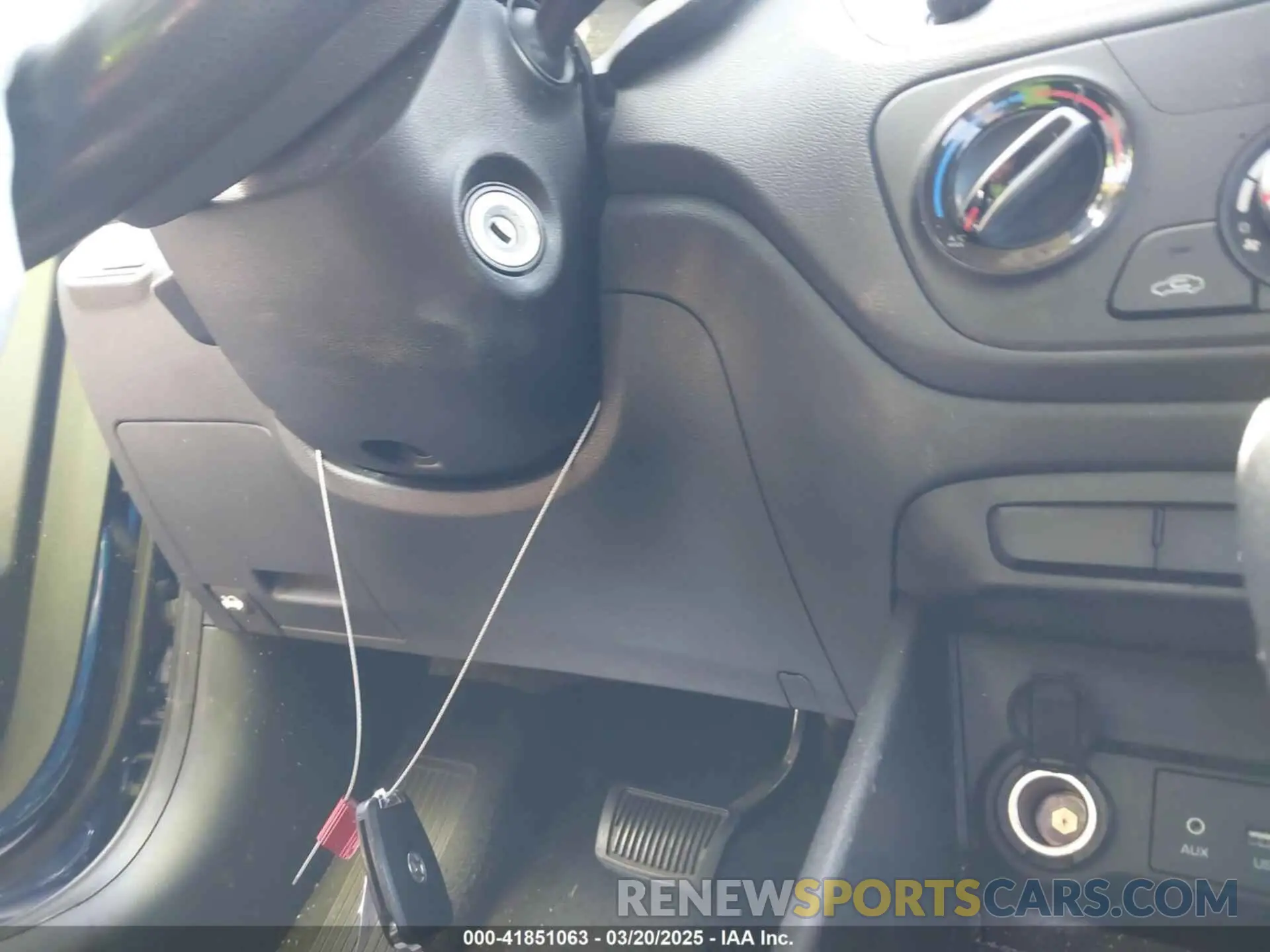 11 fotografías del automóvil dañado 3KPC24A69ME146153 HYUNDAI ACCENT 2021