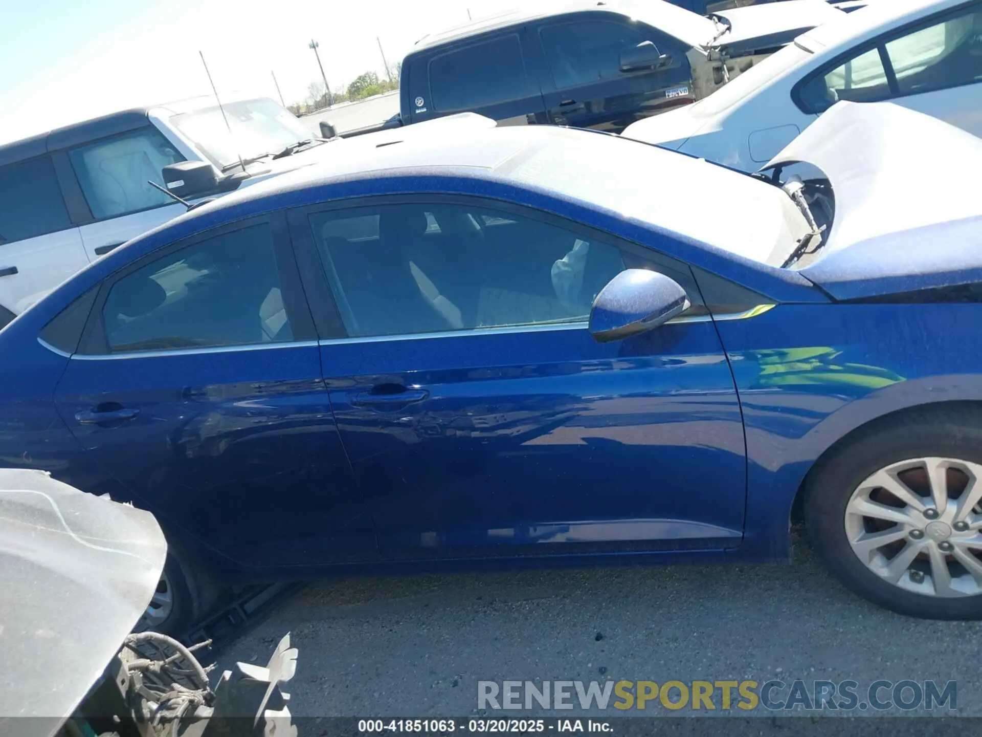 14 fotografías del automóvil dañado 3KPC24A69ME146153 HYUNDAI ACCENT 2021