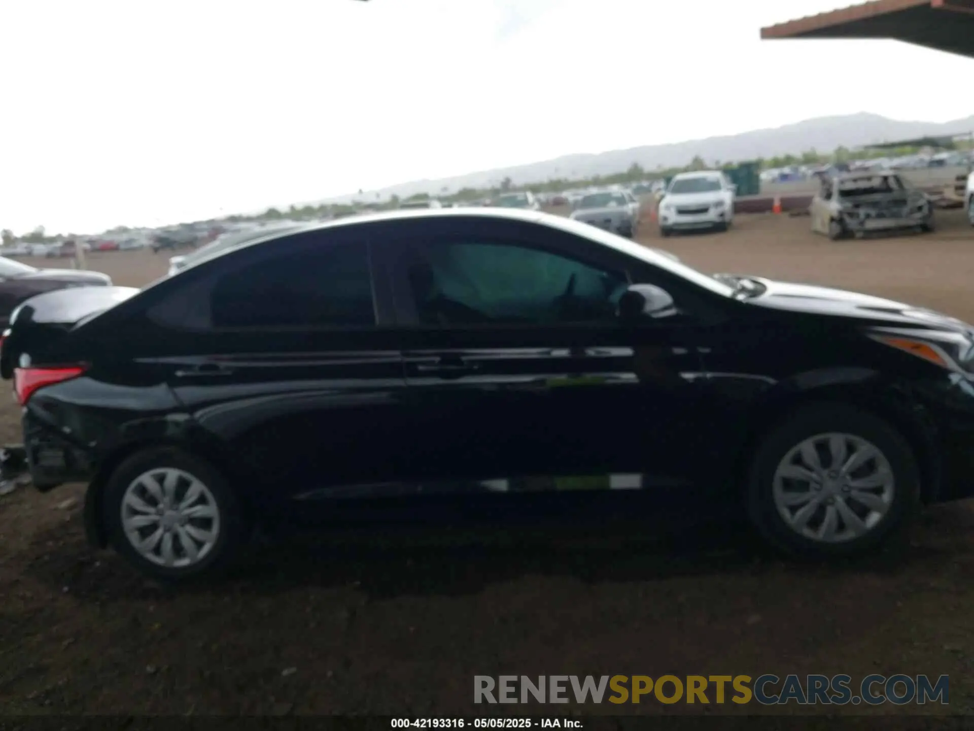 14 fotografías del automóvil dañado 3KPC24A60NE172870 HYUNDAI ACCENT 2022