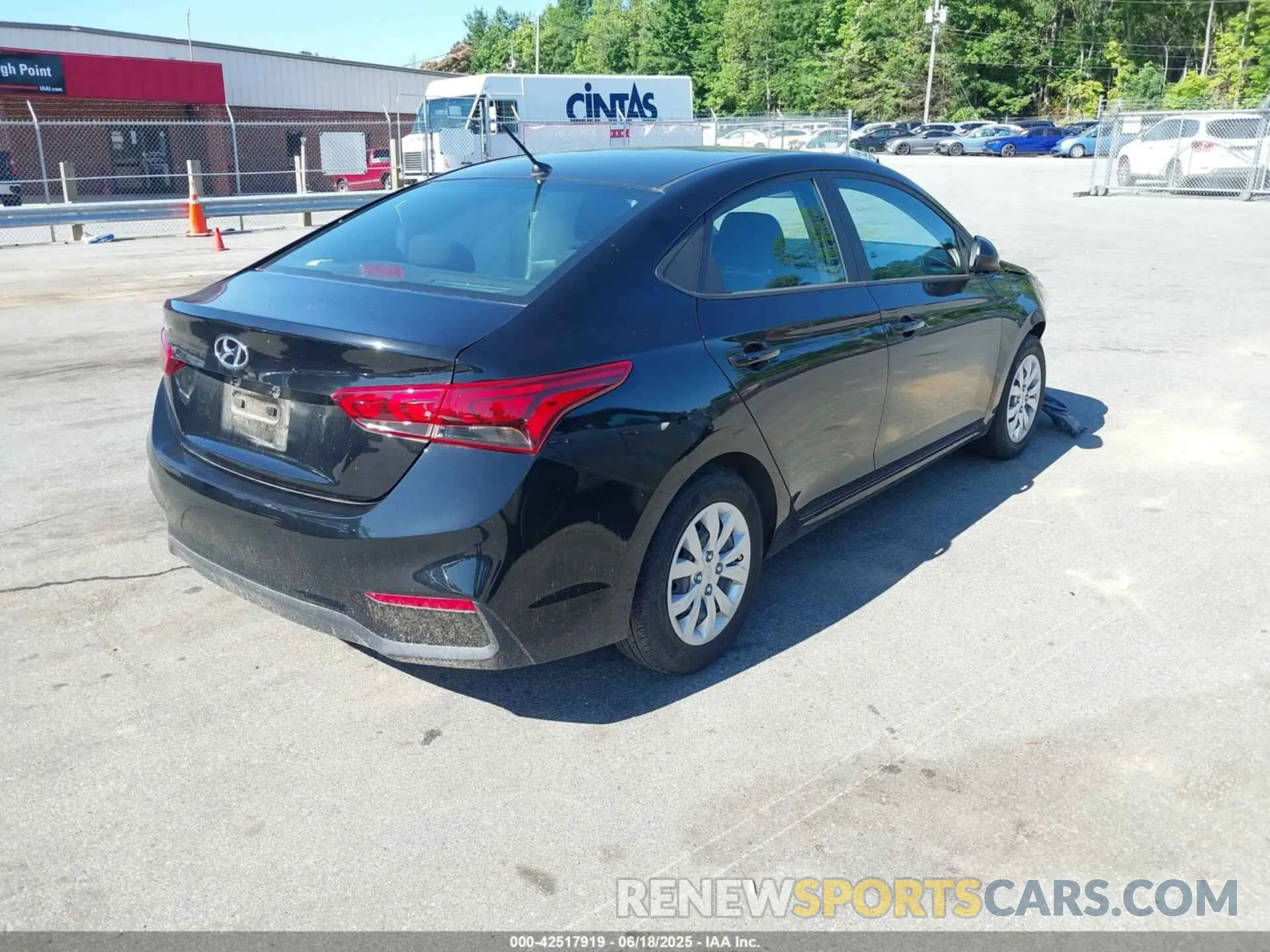 4 fotografías del automóvil dañado 3KPC24A60NE181293 HYUNDAI ACCENT 2022