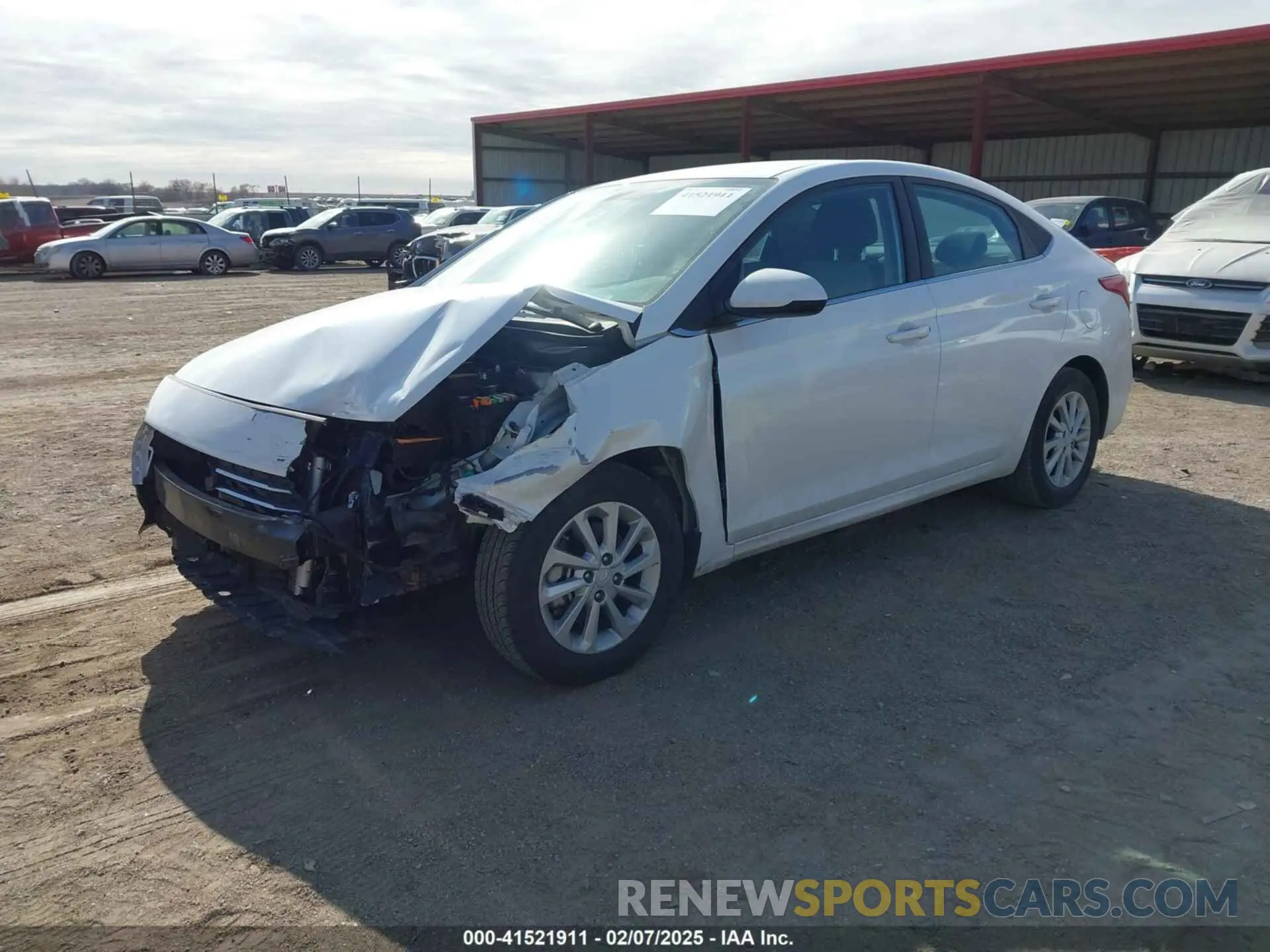 2 fotografías del automóvil dañado 3KPC24A60NE190169 HYUNDAI ACCENT 2022
