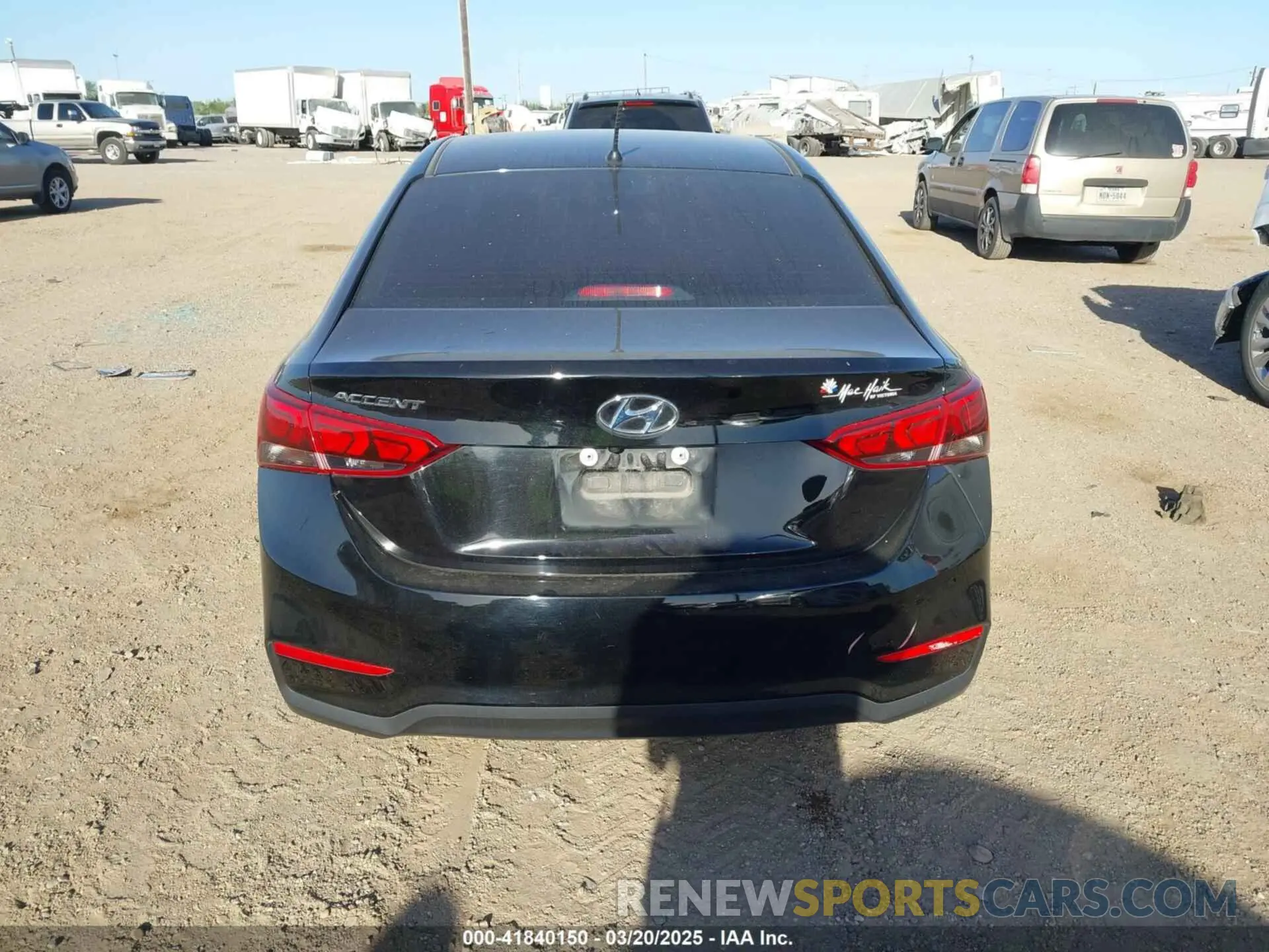 16 fotografías del automóvil dañado 3KPC24A62NE158081 HYUNDAI ACCENT 2022