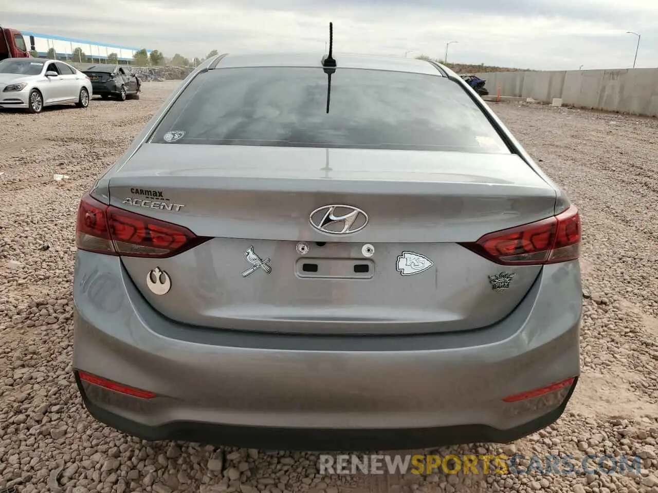 6 fotografías del automóvil dañado 3KPC24A62NE187628 HYUNDAI ACCENT 2022