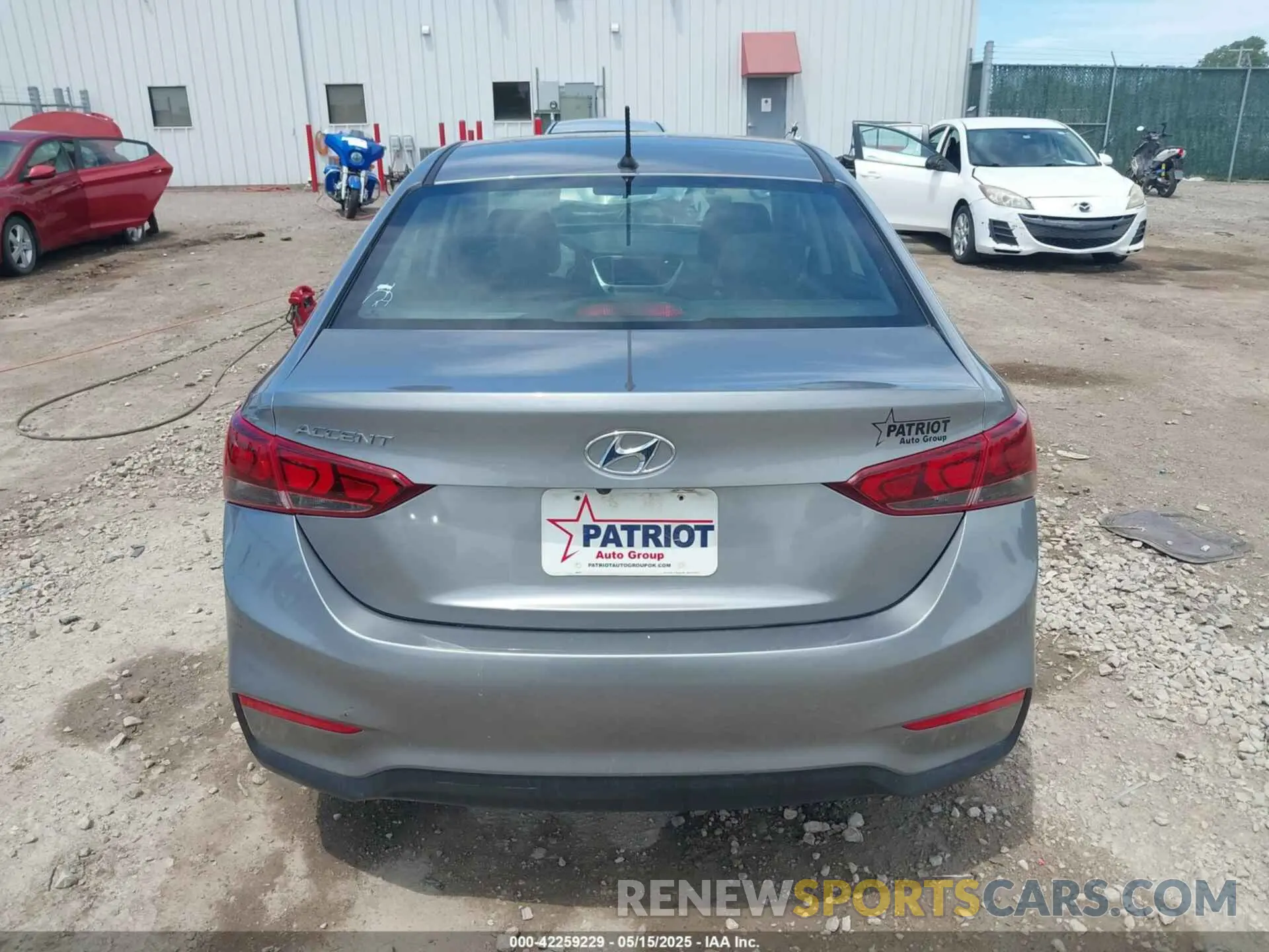 16 fotografías del automóvil dañado 3KPC24A63NE155481 HYUNDAI ACCENT 2022