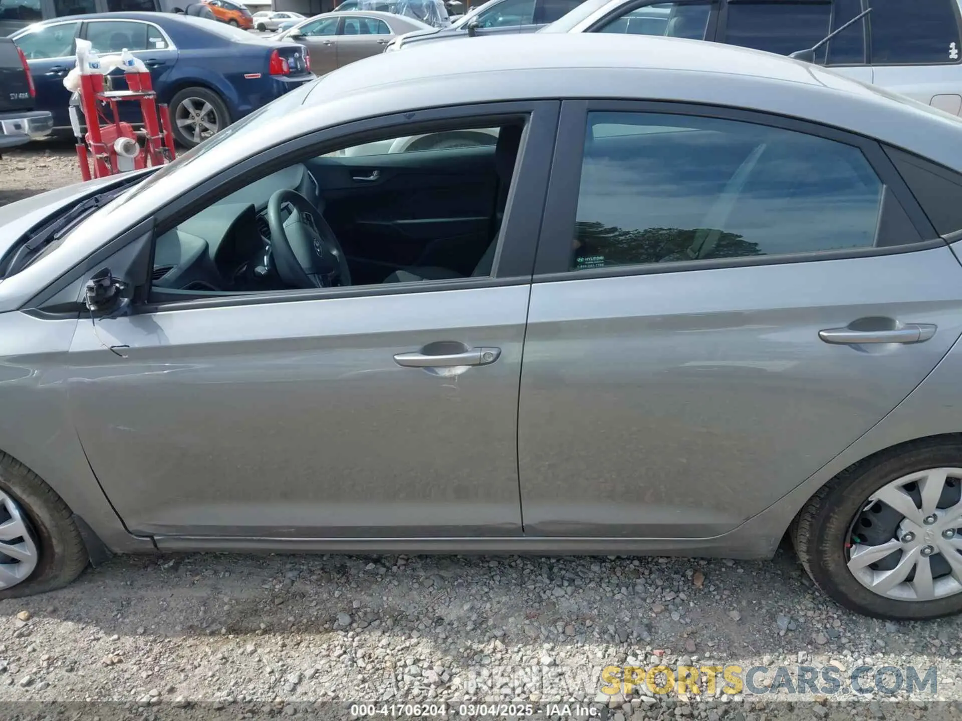 14 fotografías del automóvil dañado 3KPC24A63NE169851 HYUNDAI ACCENT 2022