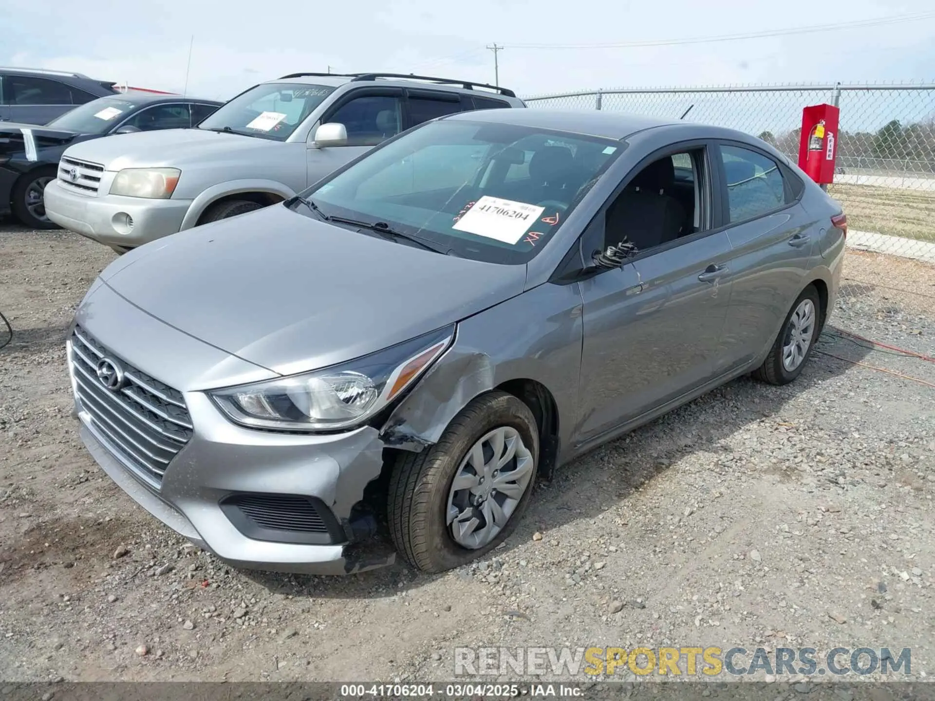 2 fotografías del automóvil dañado 3KPC24A63NE169851 HYUNDAI ACCENT 2022