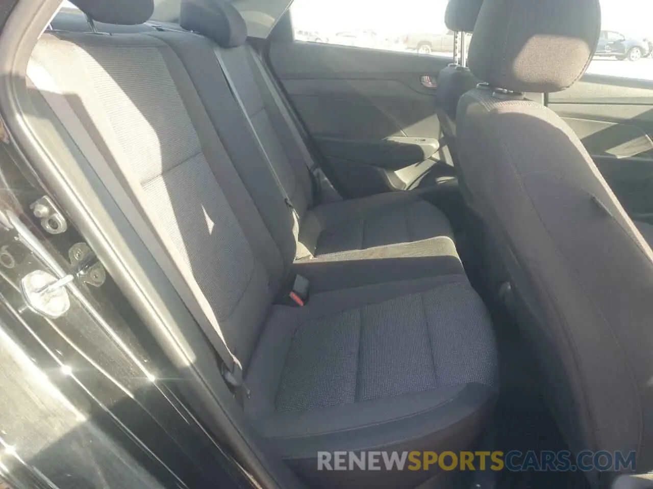 11 fotografías del automóvil dañado 3KPC24A63NE172863 HYUNDAI ACCENT 2022