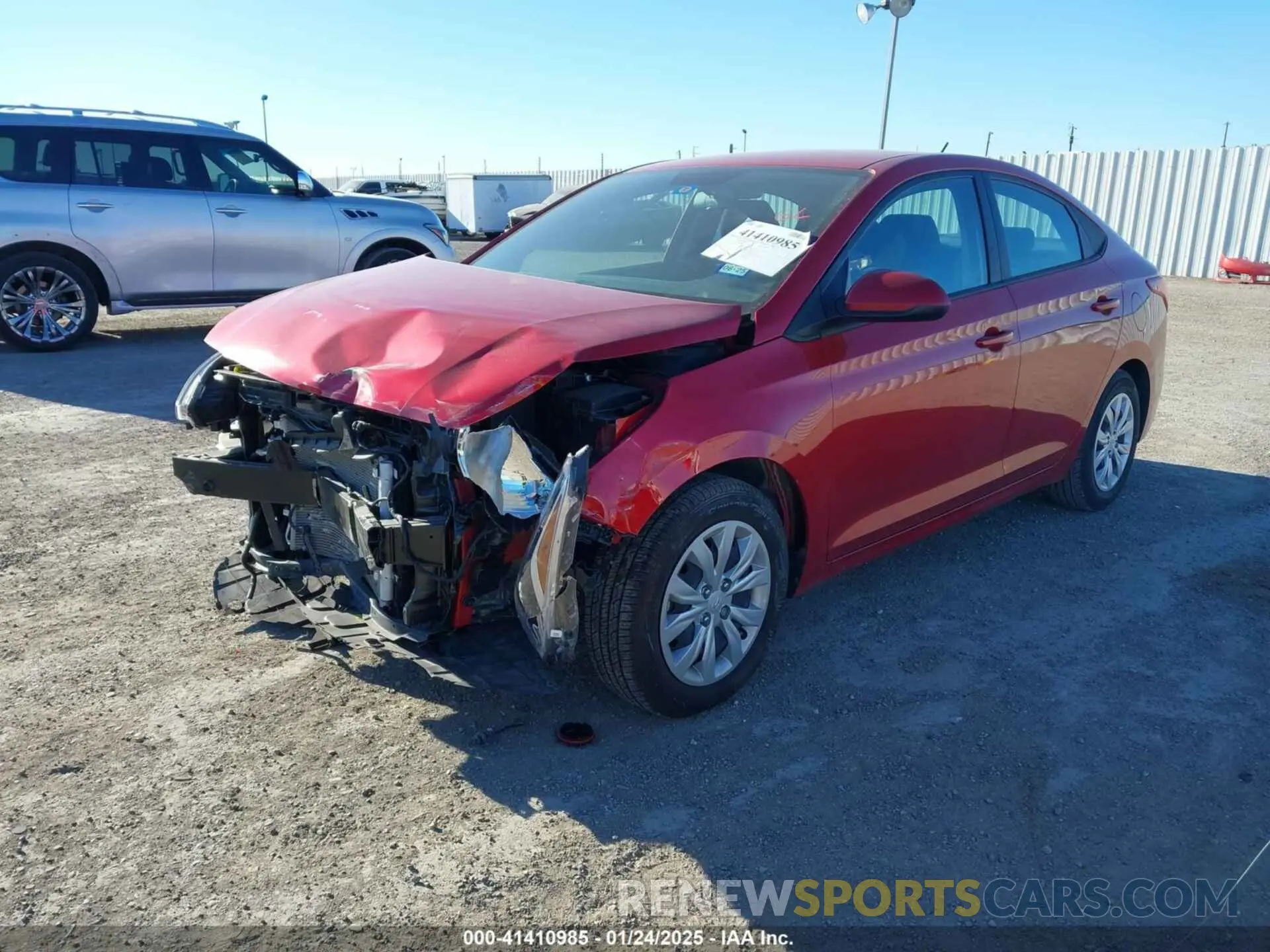 2 fotografías del automóvil dañado 3KPC24A63NE178131 HYUNDAI ACCENT 2022