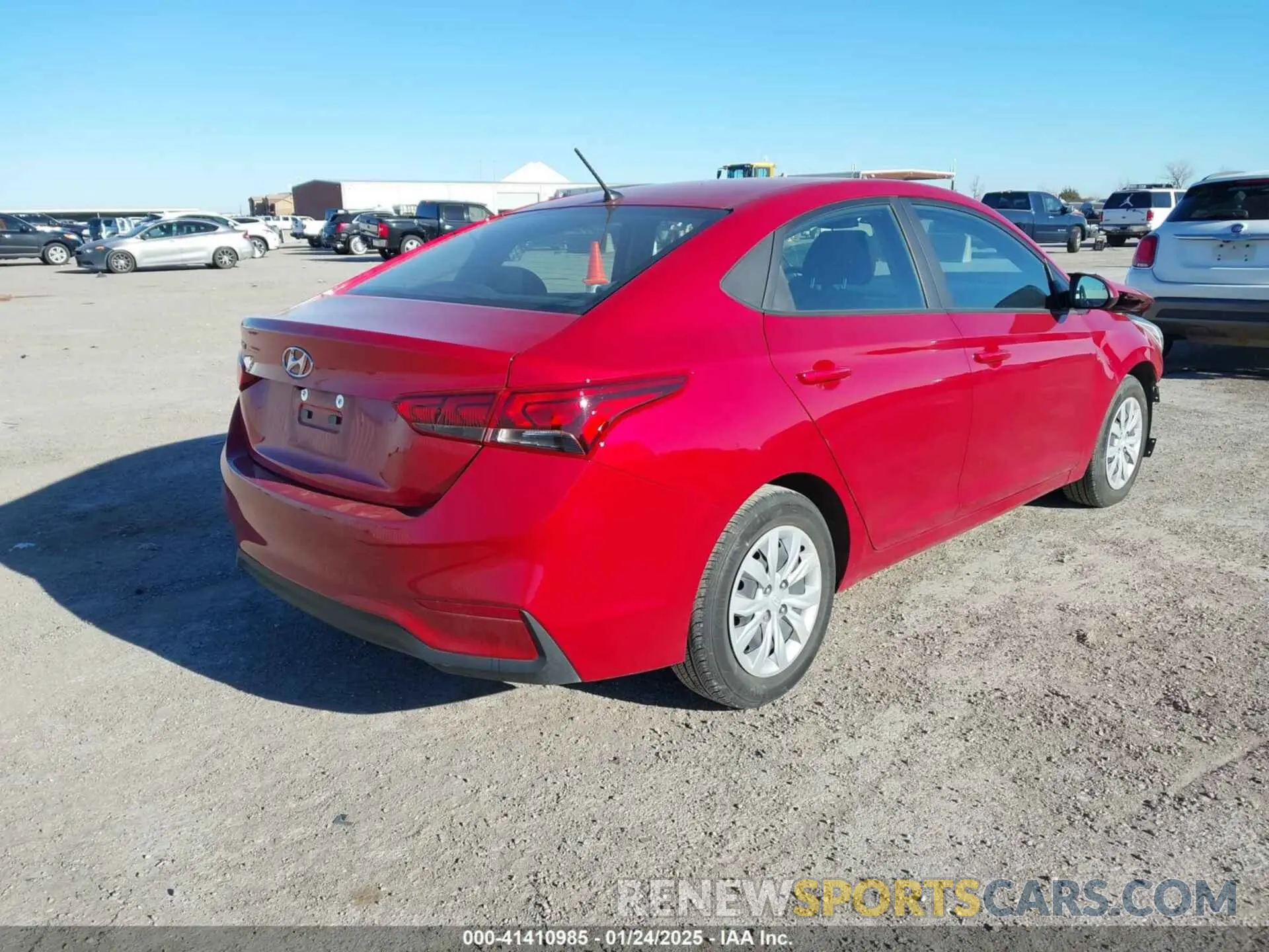 4 fotografías del automóvil dañado 3KPC24A63NE178131 HYUNDAI ACCENT 2022