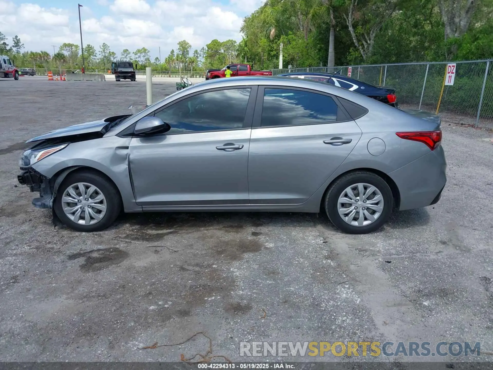 14 fotografías del automóvil dañado 3KPC24A64NE177618 HYUNDAI ACCENT 2022