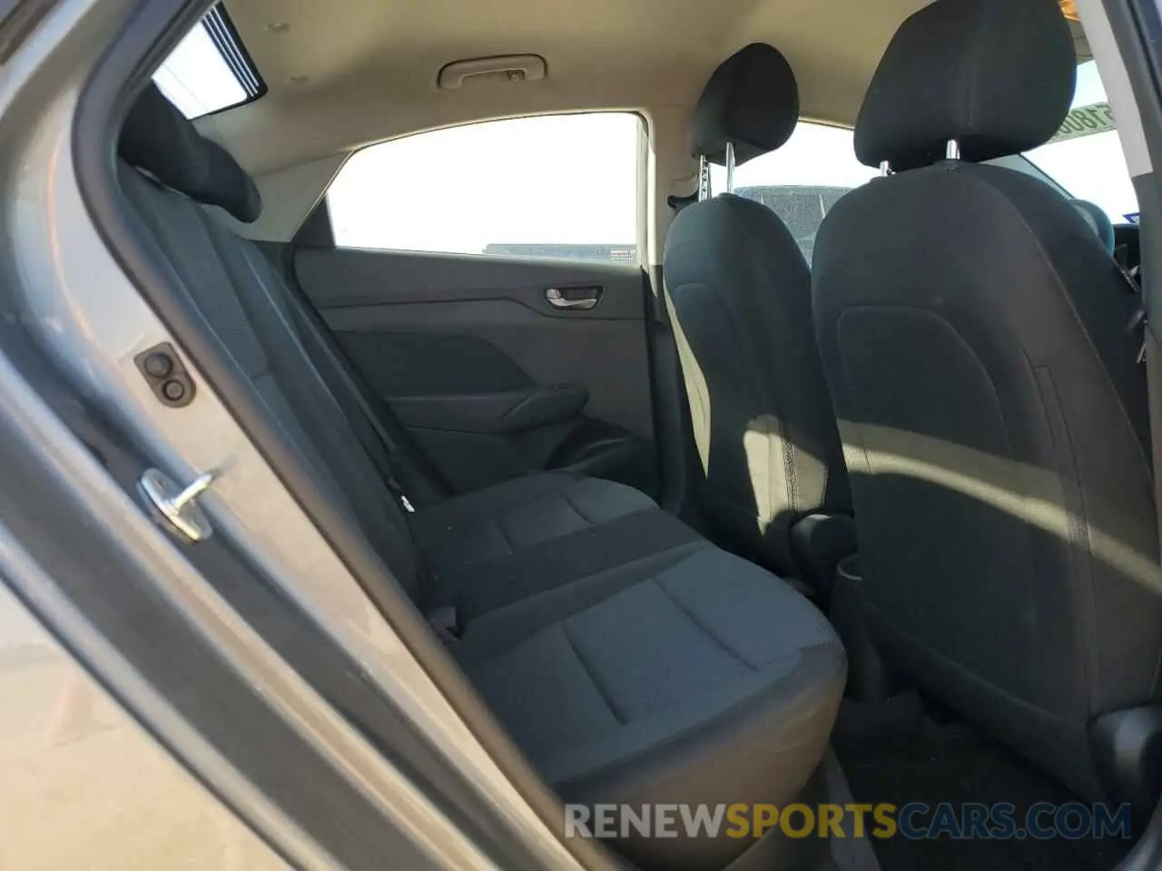 10 fotografías del automóvil dañado 3KPC24A64NE179742 HYUNDAI ACCENT 2022