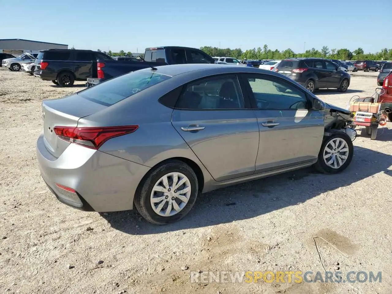 3 fotografías del automóvil dañado 3KPC24A64NE179742 HYUNDAI ACCENT 2022