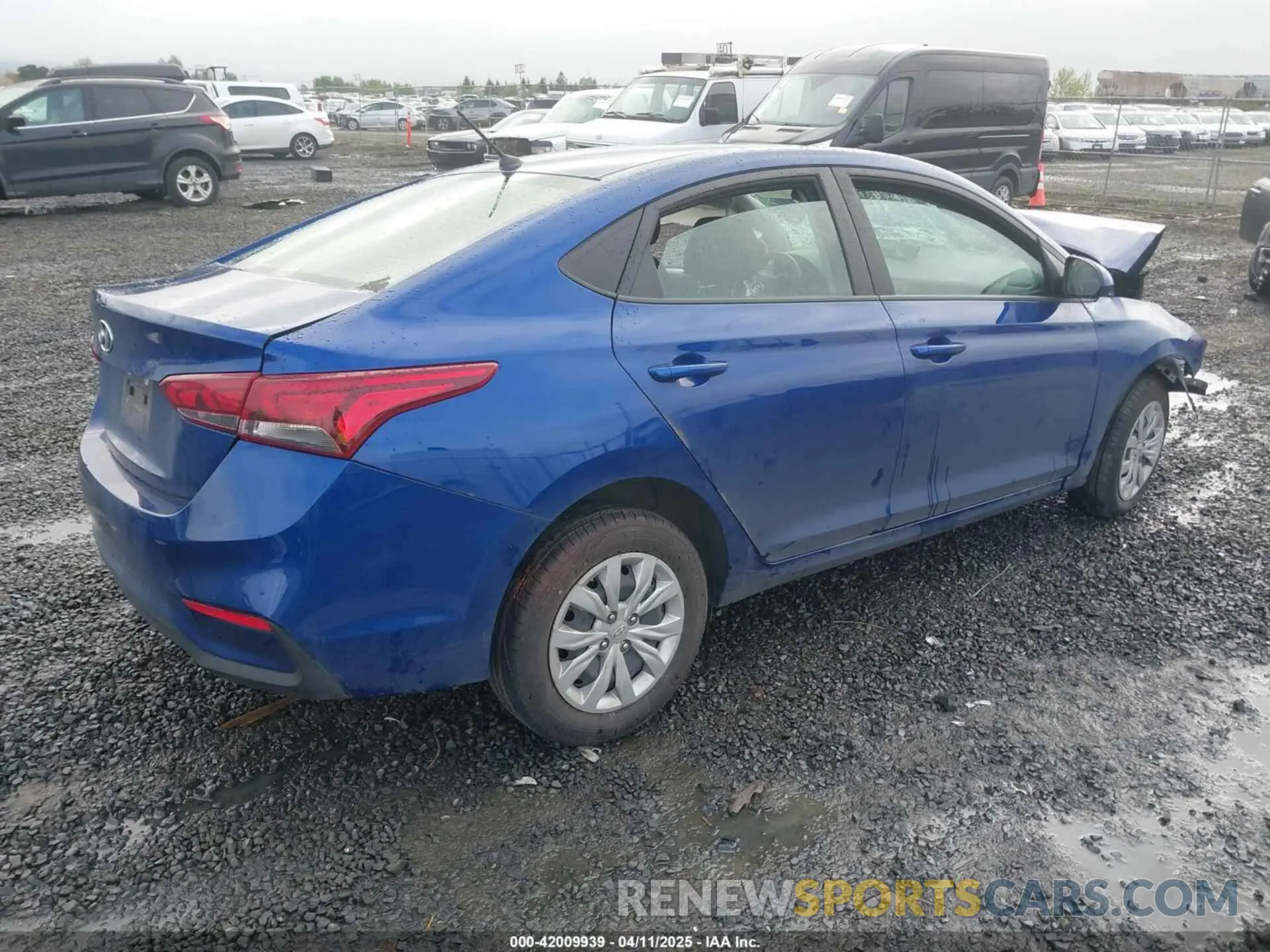 4 fotografías del automóvil dañado 3KPC24A64NE184942 HYUNDAI ACCENT 2022