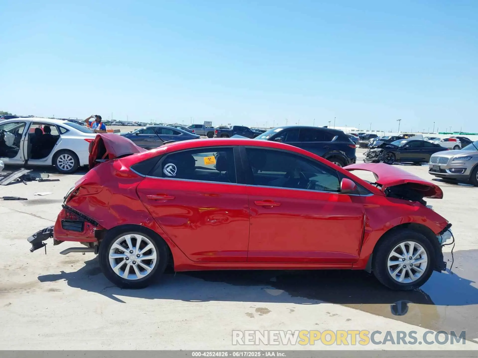 13 fotografías del automóvil dañado 3KPC24A65NE158043 HYUNDAI ACCENT 2022