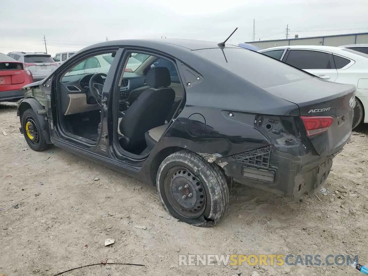 2 fotografías del automóvil dañado 3KPC24A65NE169219 HYUNDAI ACCENT 2022