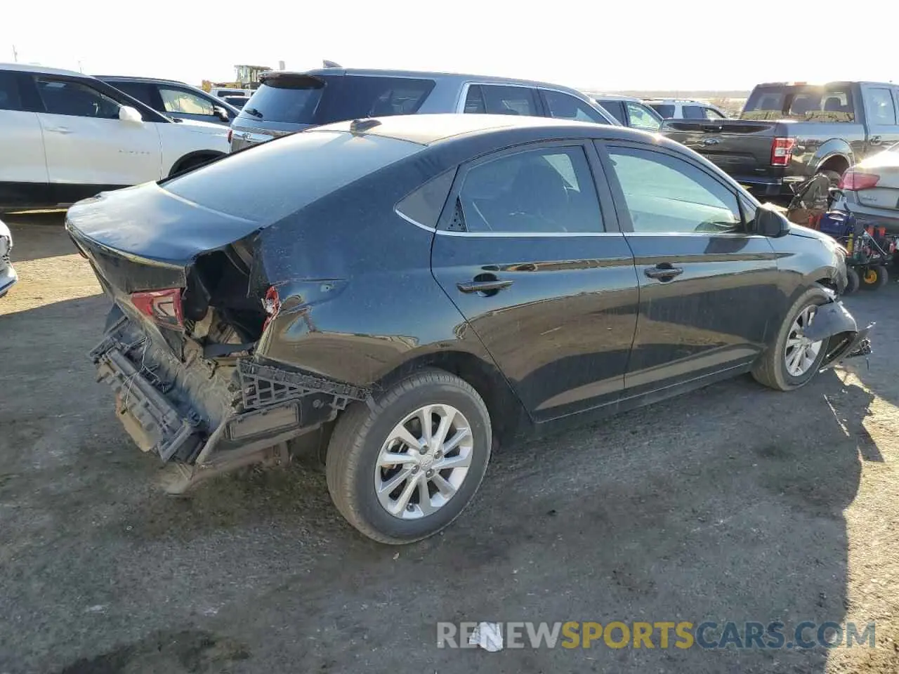 3 fotografías del automóvil dañado 3KPC24A65NE177532 HYUNDAI ACCENT 2022