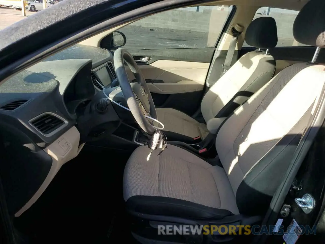 7 fotografías del automóvil dañado 3KPC24A65NE177532 HYUNDAI ACCENT 2022