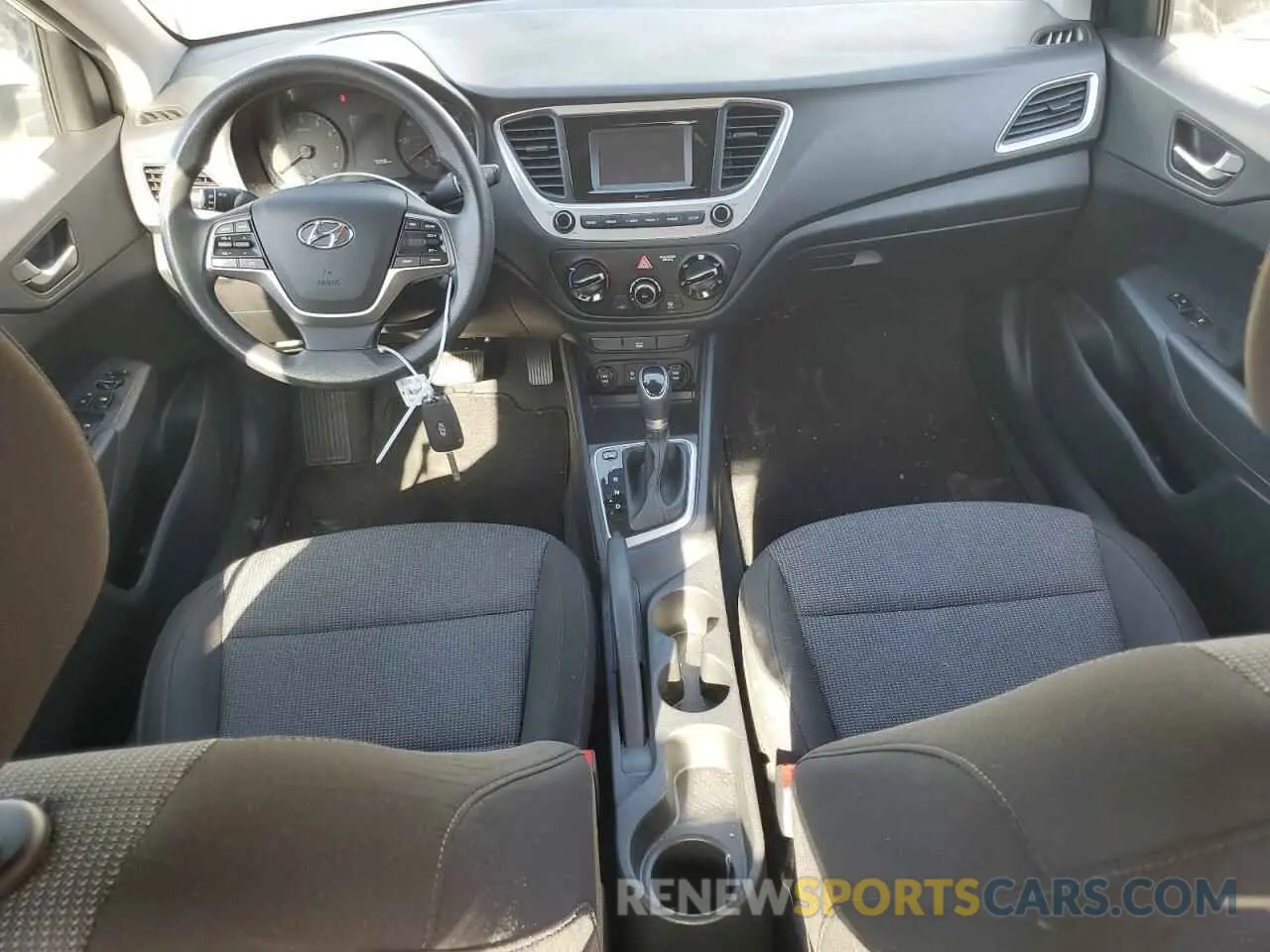 8 fotografías del automóvil dañado 3KPC24A66NE170234 HYUNDAI ACCENT 2022