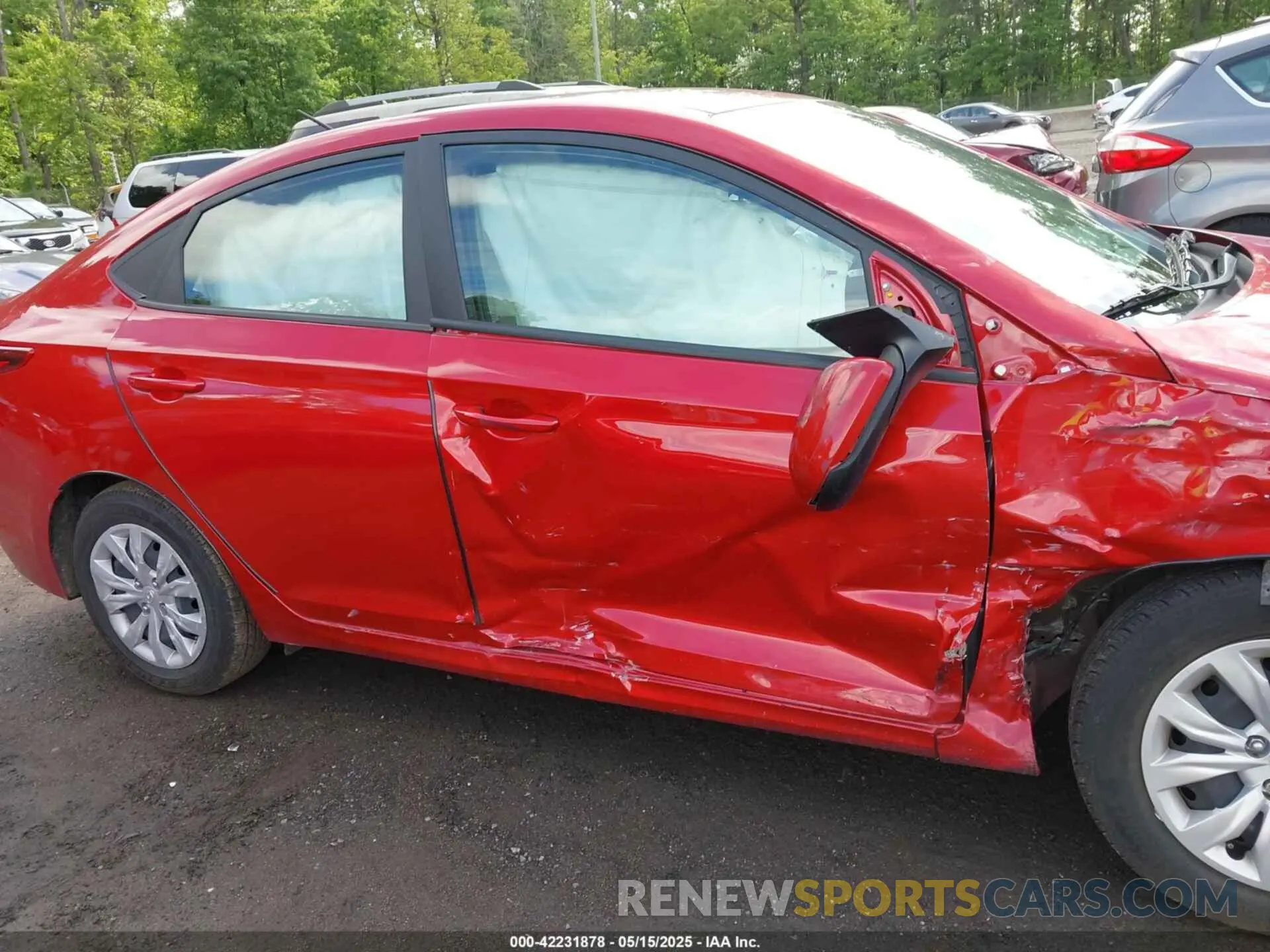 13 fotografías del automóvil dañado 3KPC24A66NE170802 HYUNDAI ACCENT 2022