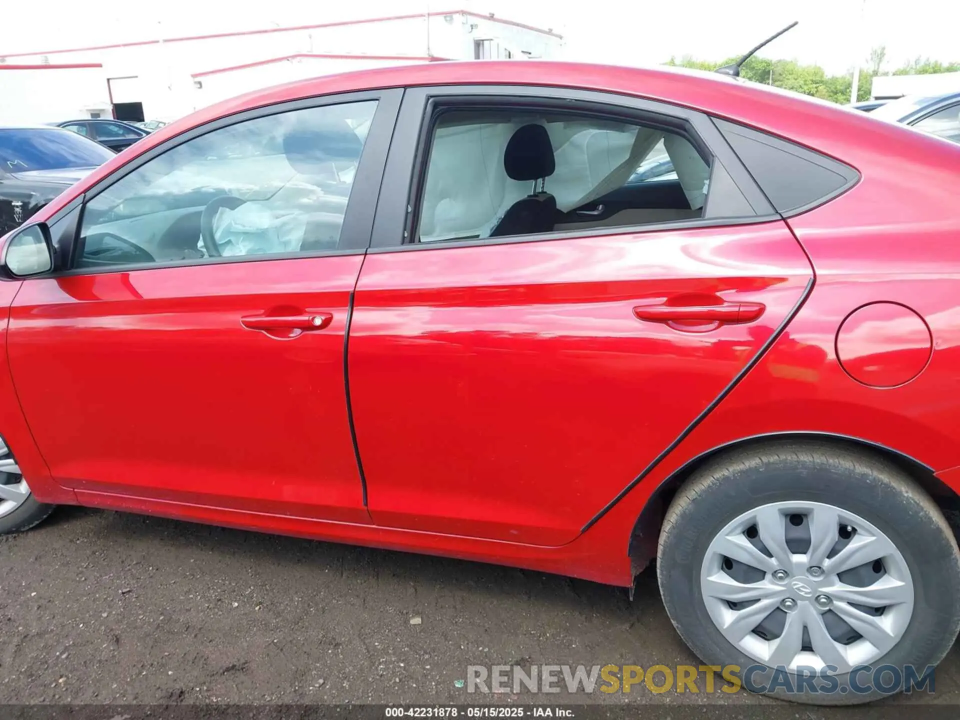 14 fotografías del automóvil dañado 3KPC24A66NE170802 HYUNDAI ACCENT 2022