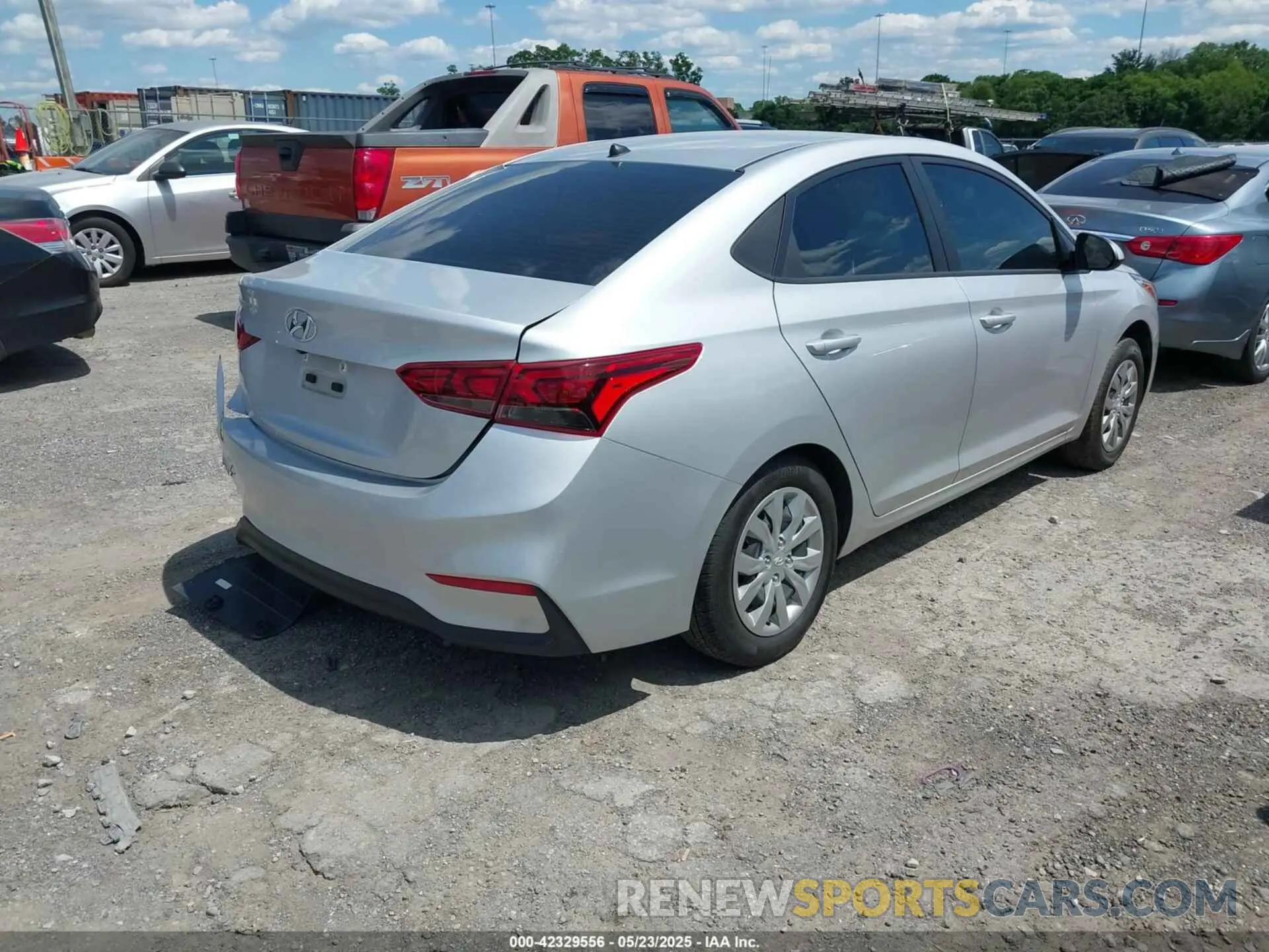 4 fotografías del automóvil dañado 3KPC24A66NE185218 HYUNDAI ACCENT 2022