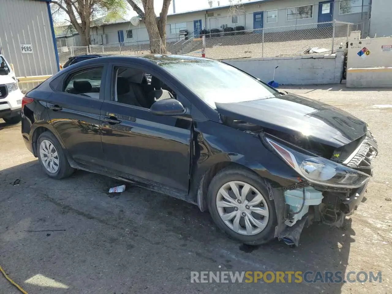 4 fotografías del automóvil dañado 3KPC24A67NE154785 HYUNDAI ACCENT 2022